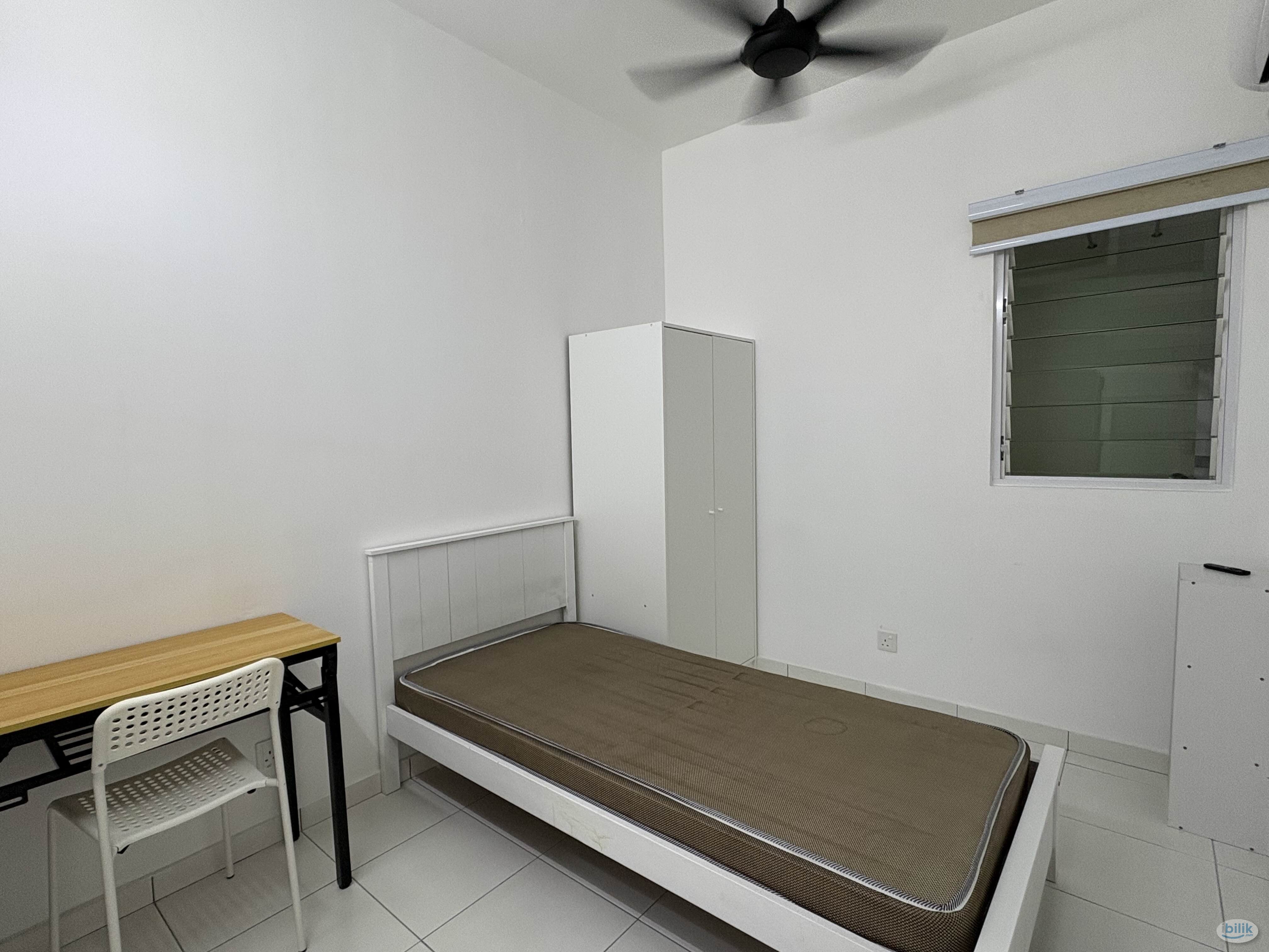 Fully Furnished Single Room with Air Conditioner at I-Santorini, Tanjung Tokong - Image 1