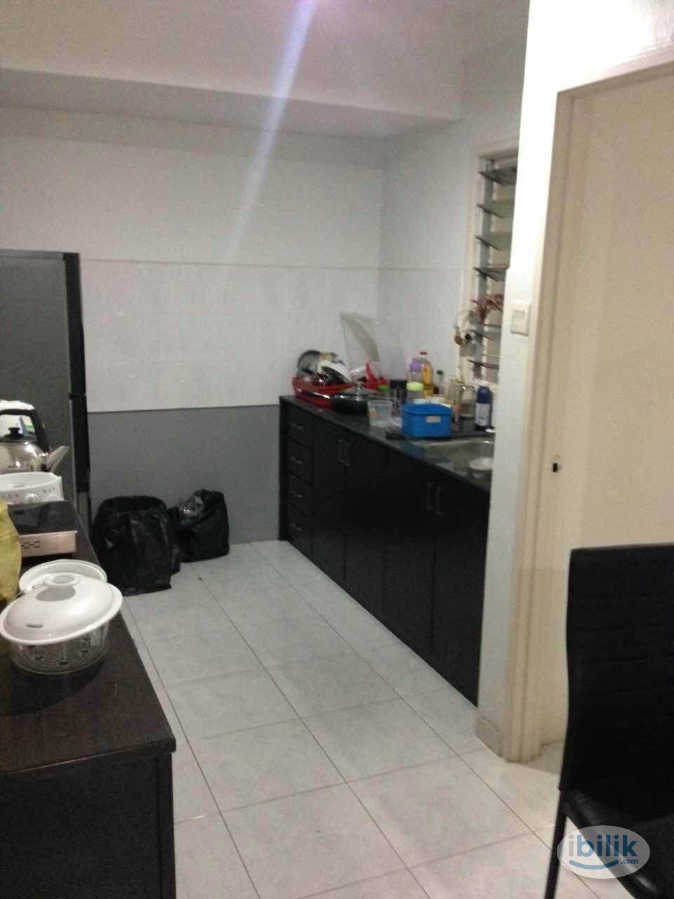 Penang Jelutong Room For Rent - Image 2