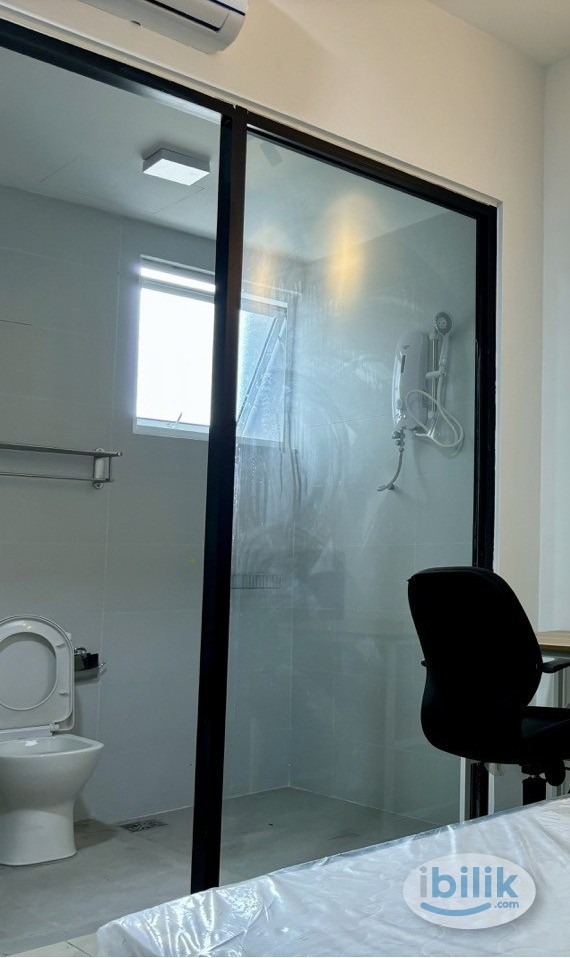 🔥SUBANG BESTARI⭐️ Master Room attached PRIVATE BATHROOM‼️NEAR HELP UNI✅Premium Fully Furnished @ NEW Aircond Wardrobe Ta - Image 2