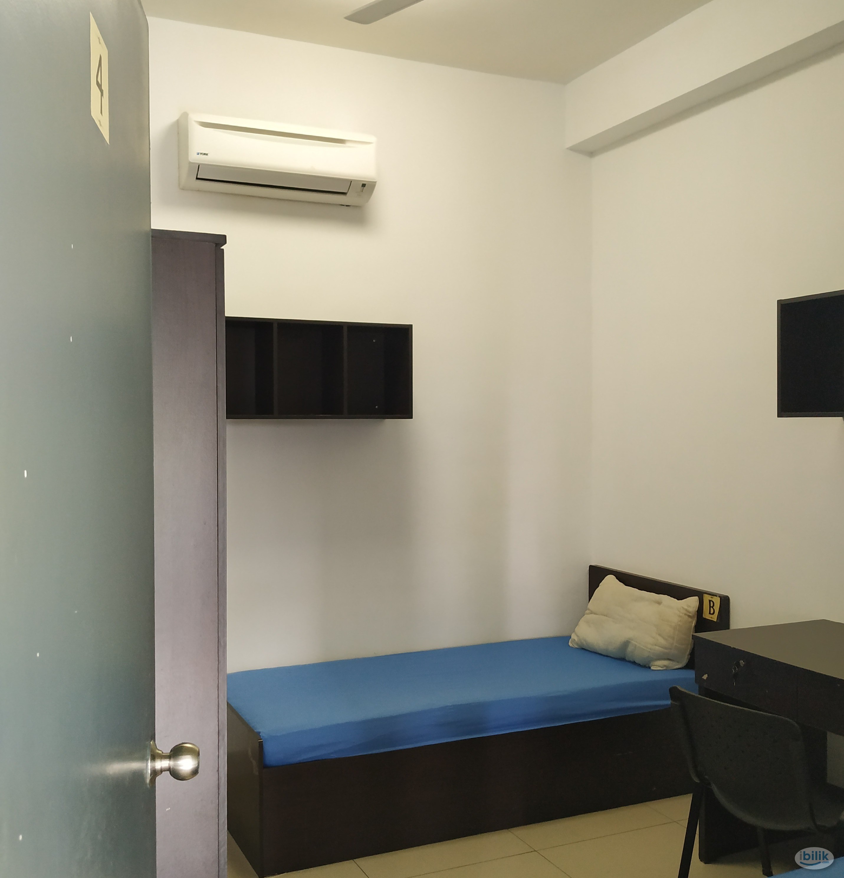 Fully Furnish Male Unit Mutiara Ville Shared ROOM For Rent - Image 1
