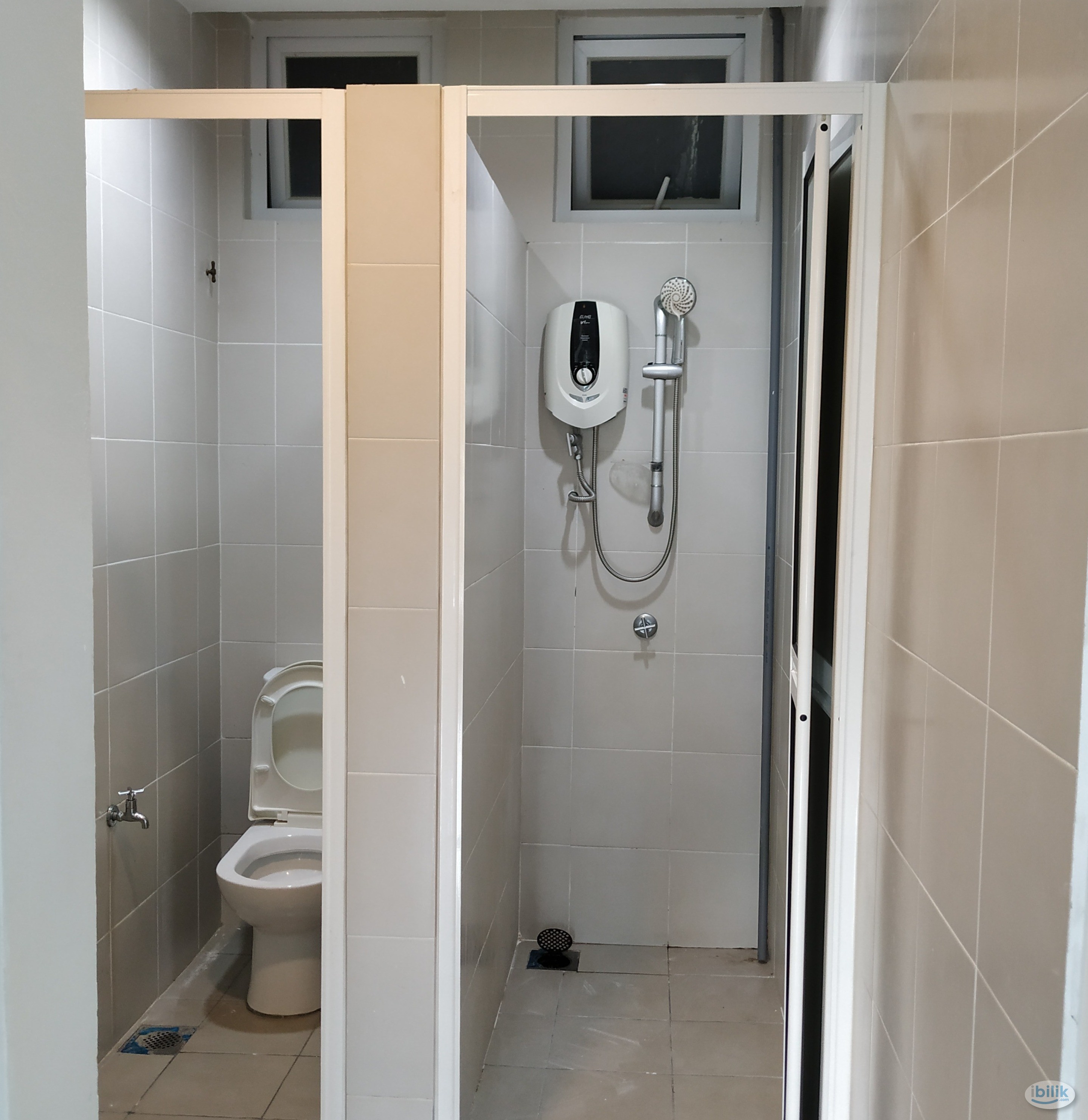 Fully Furnish Male Unit Mutiara Ville Shared ROOM For Rent - Image 3