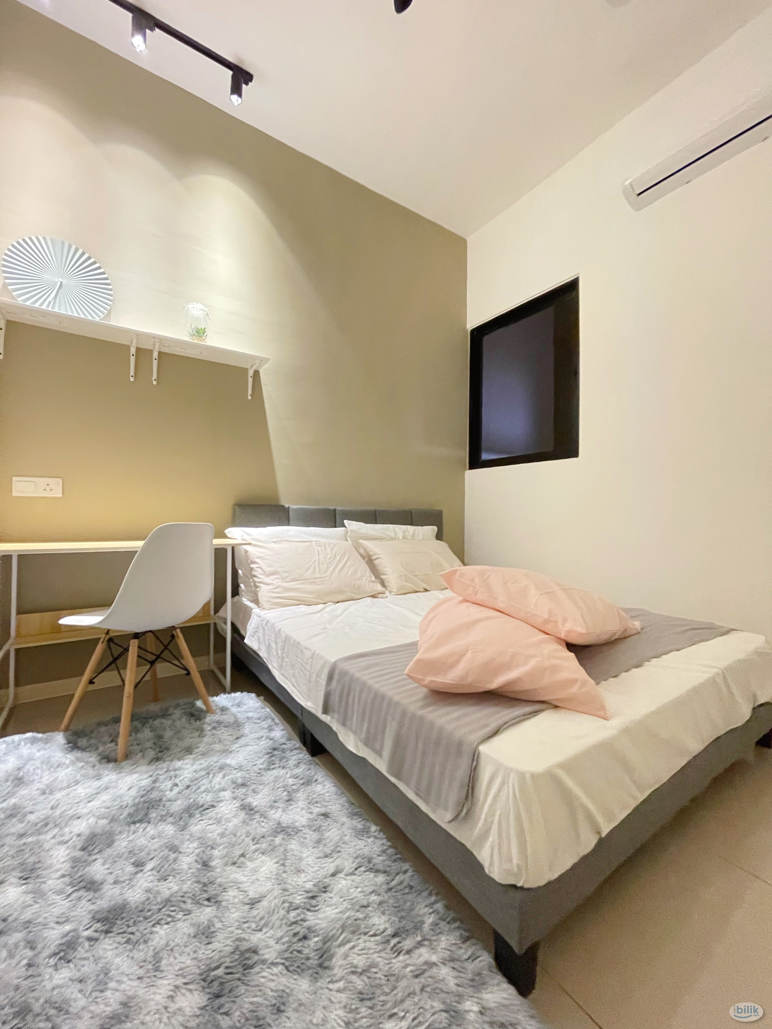 Single Room at Bayan Lepas, Penang - Image 1