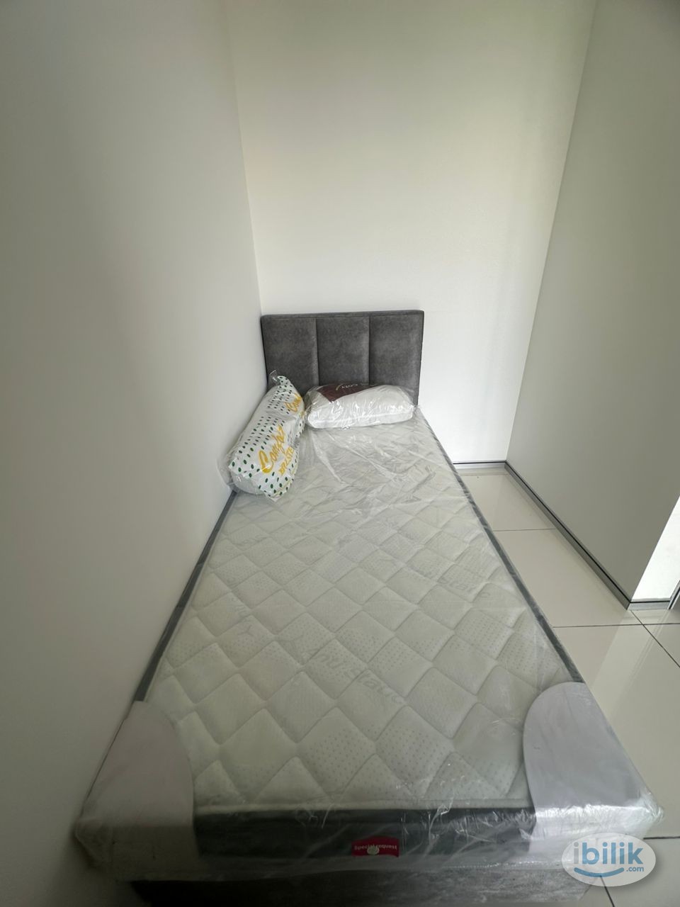Perfect For A Friendly And Tidy Malay Female / Middle Room / The Amber Residence @ TwentyFive.7 - Image 1