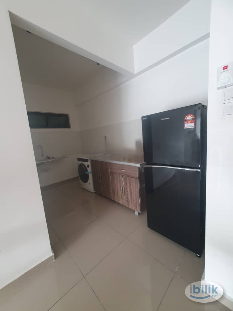Single Room at Sungai Ara, Penang - Image 2