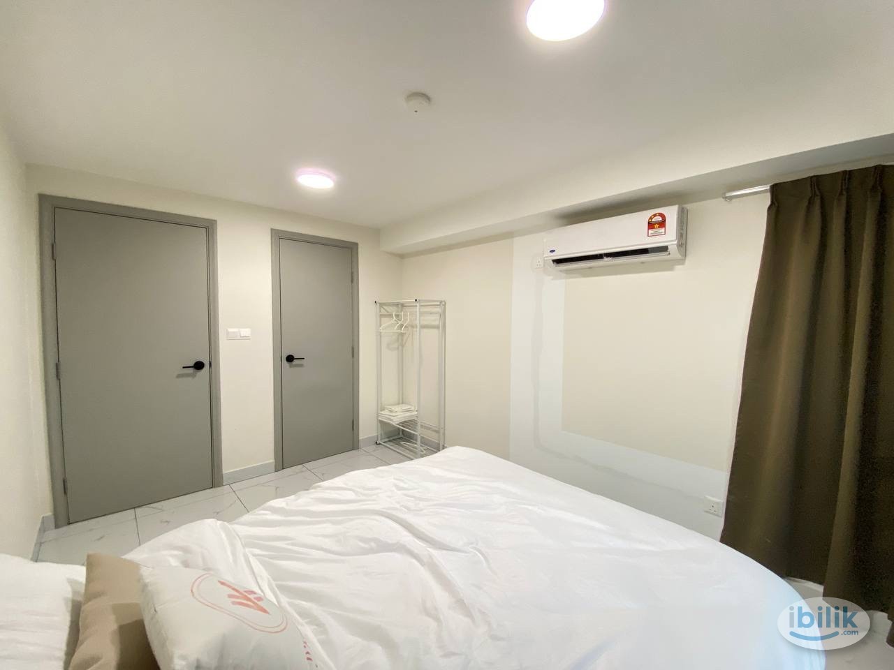 Master Room at Arte Cheras with Aircond & Window - Image 4