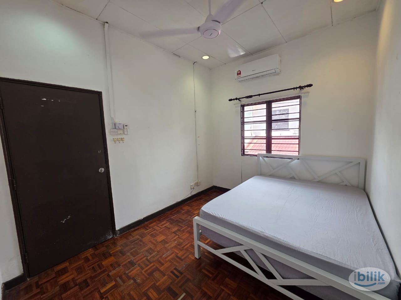TAMAN MEGAH MAS, PETALING JAYA , MEDIUM ROOM TO RENT - Image 2