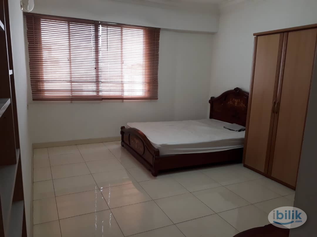 Middle Room at Kiaramas Sutera, Mont Kiara - Image 1