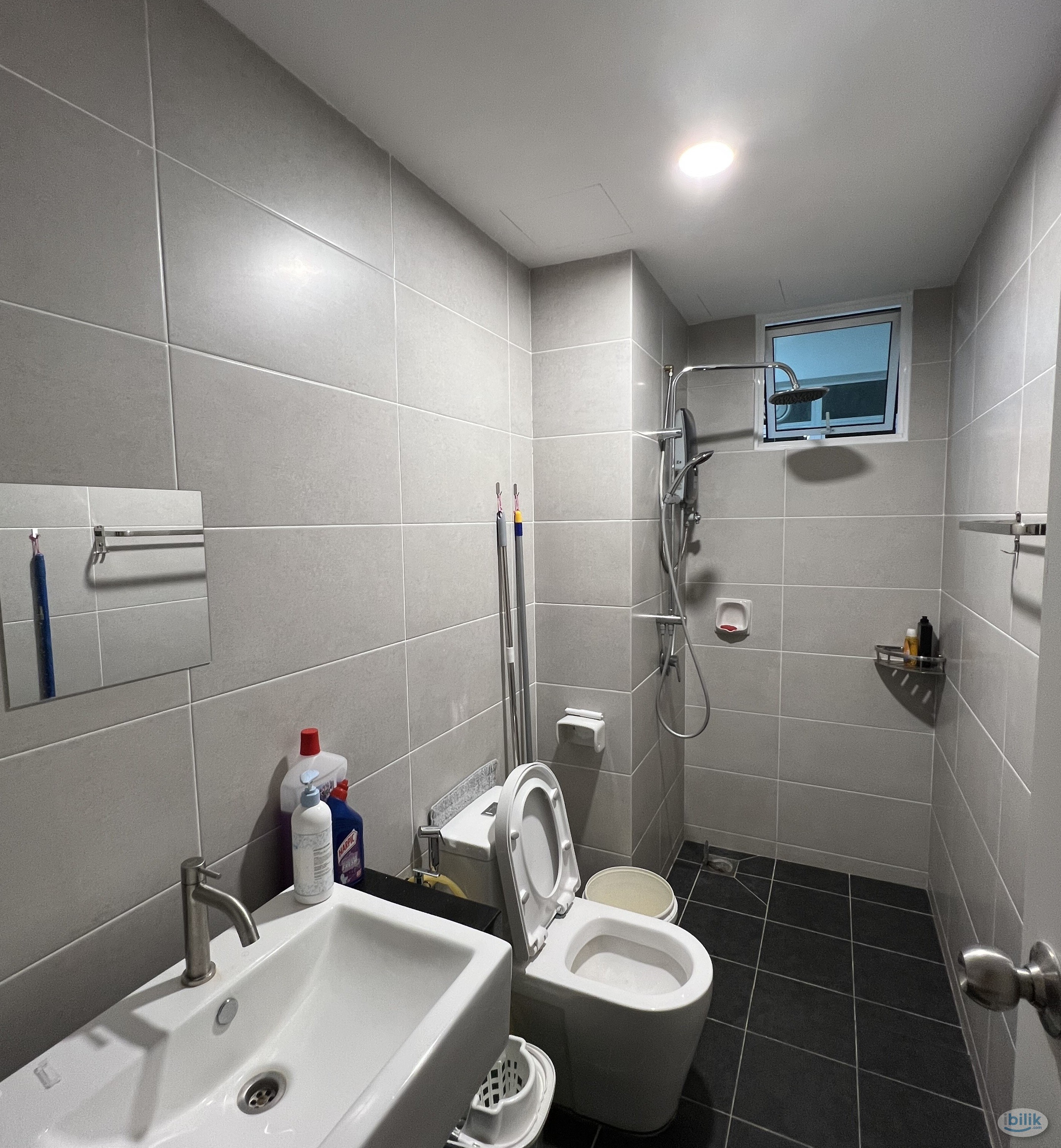 Middle Room at Bayan Lepas, Penang - Image 3