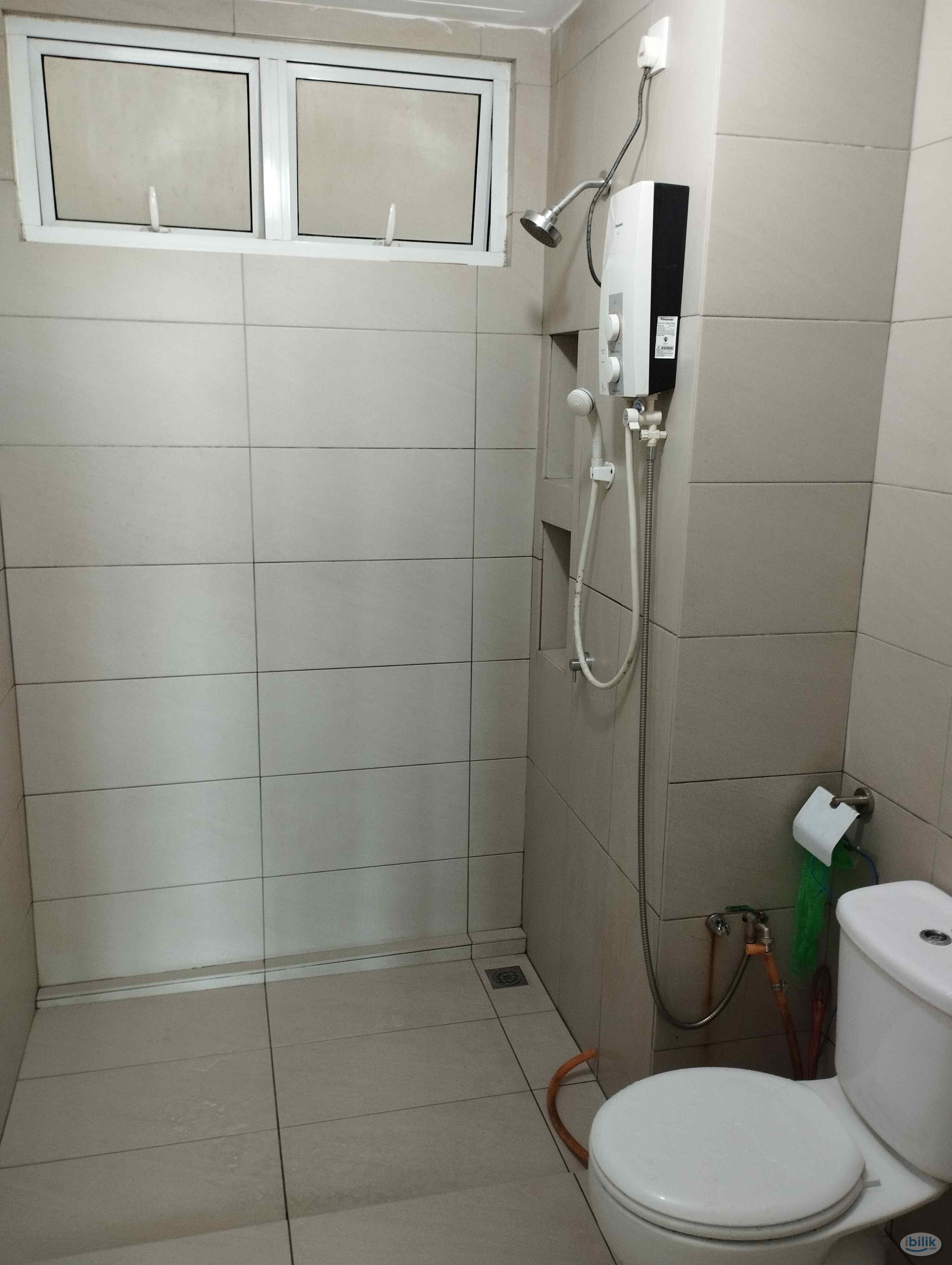Single Room at Butterworth with AC Seberang Perai - Image 4