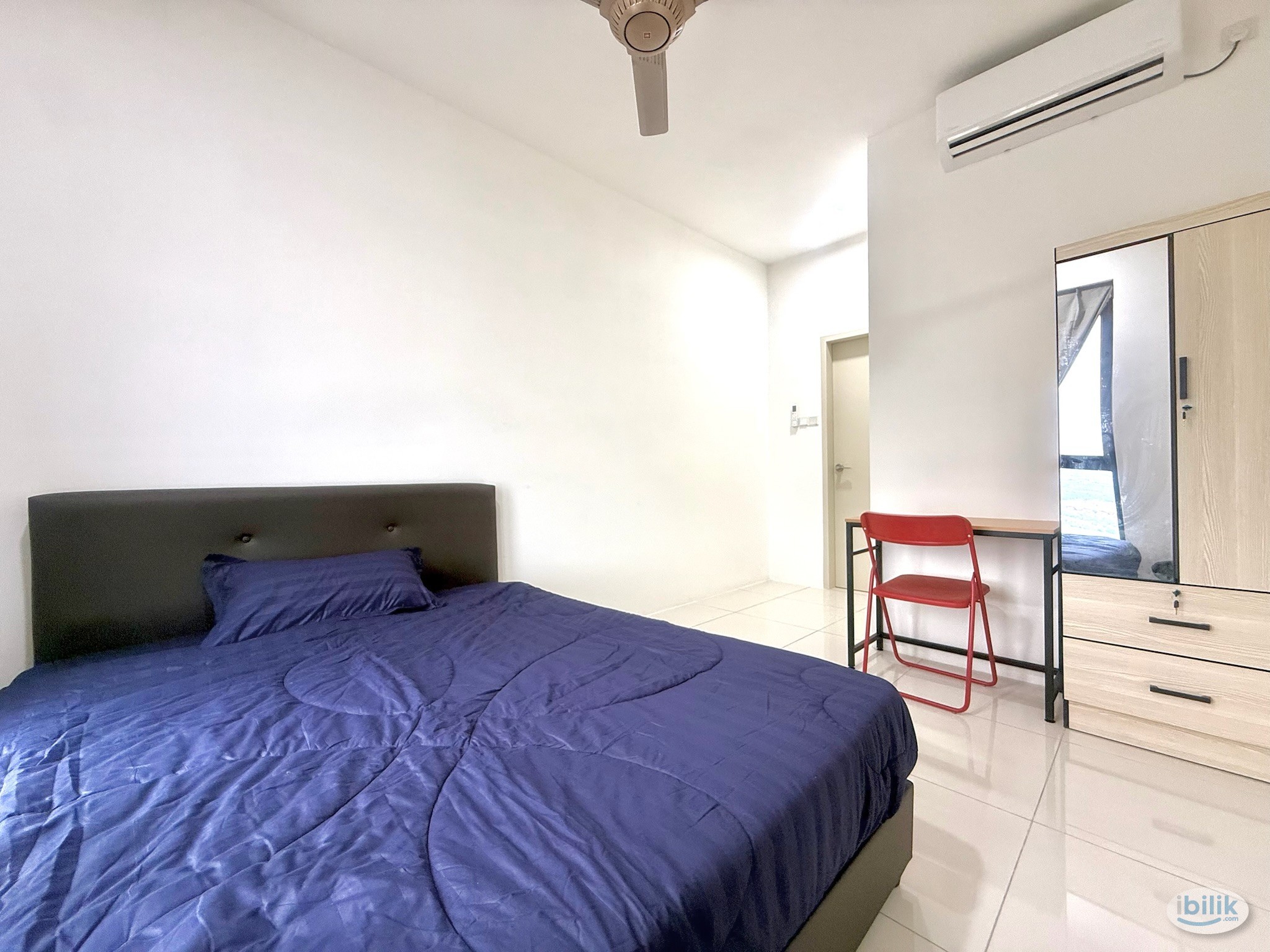 Master Room with private bathroom at Batu Kawan, Seberang Perai - Image 1