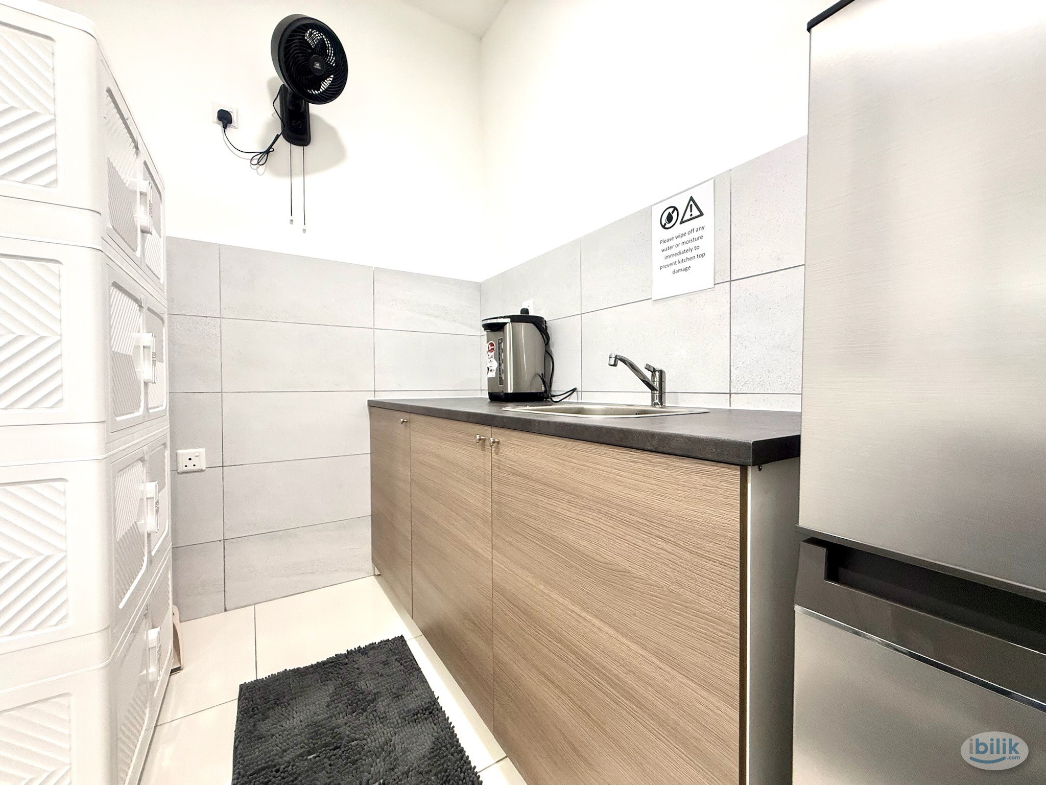 Master Room with private bathroom at Batu Kawan, Seberang Perai - Image 4