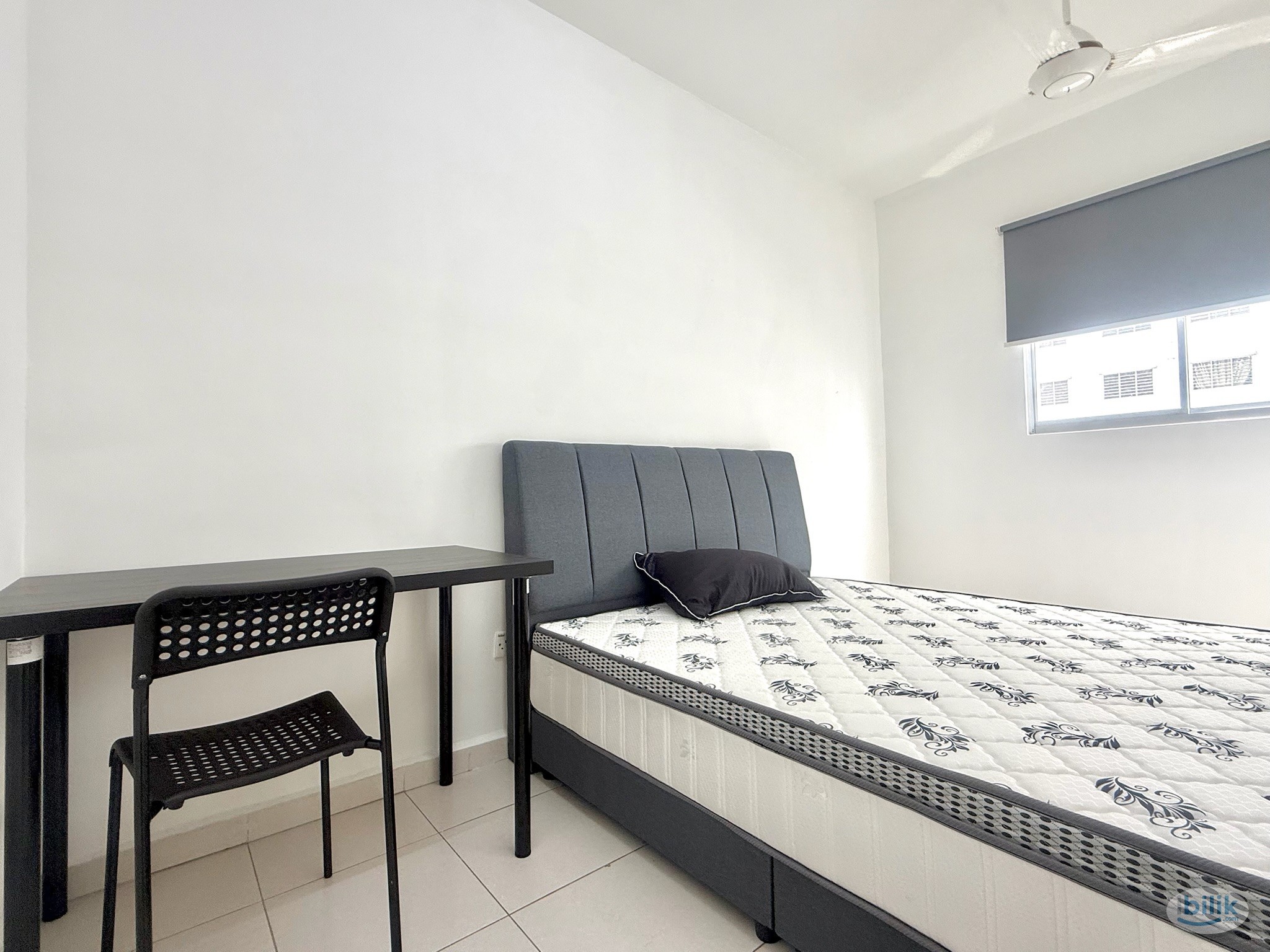 Middle Room at Sungai Ara, Penang - Image 1