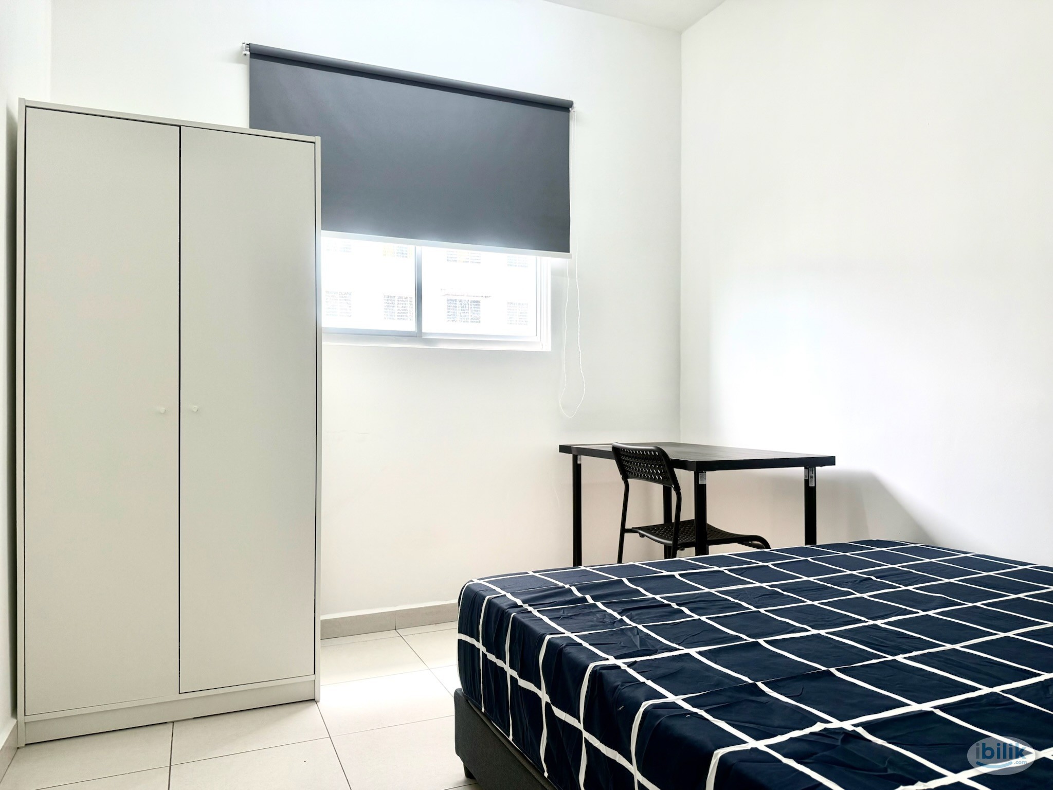 Middle Room at Sungai Ara, Penang - Image 1