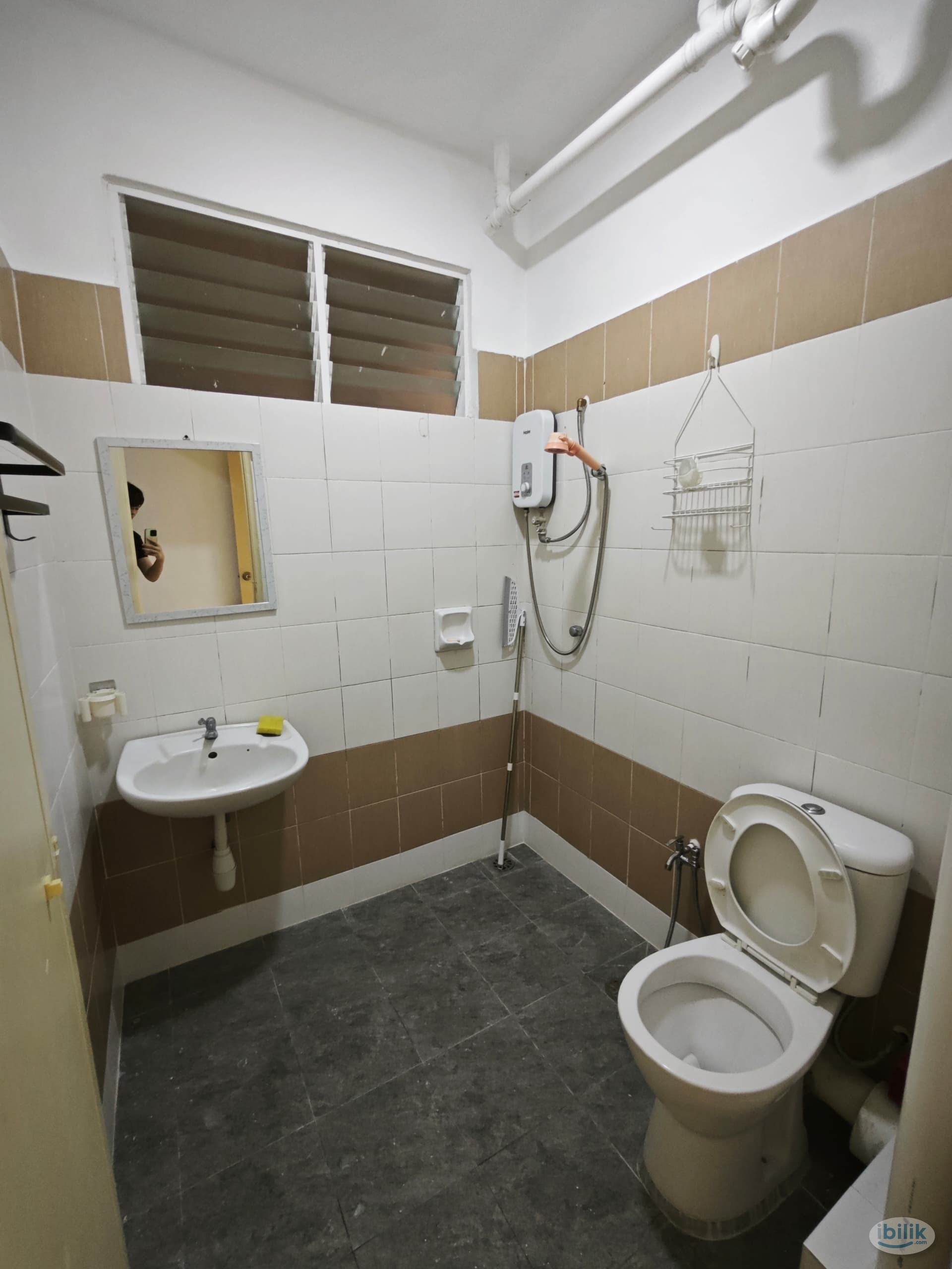 [Female unit]Master Room at Bayan Baru, Penang - Image 4
