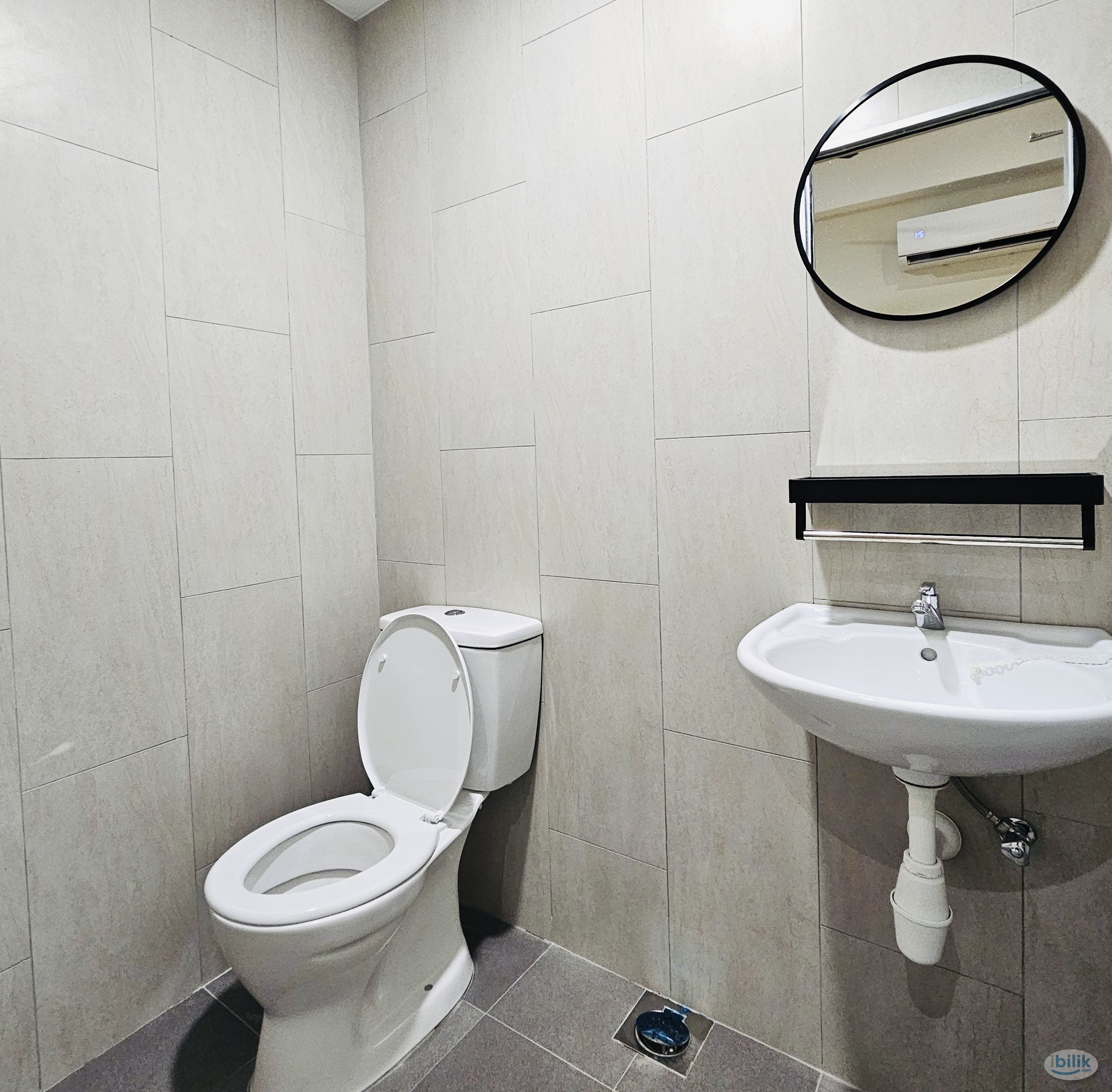 3 Person Per House, Middle Room, AC Fan - Image 5