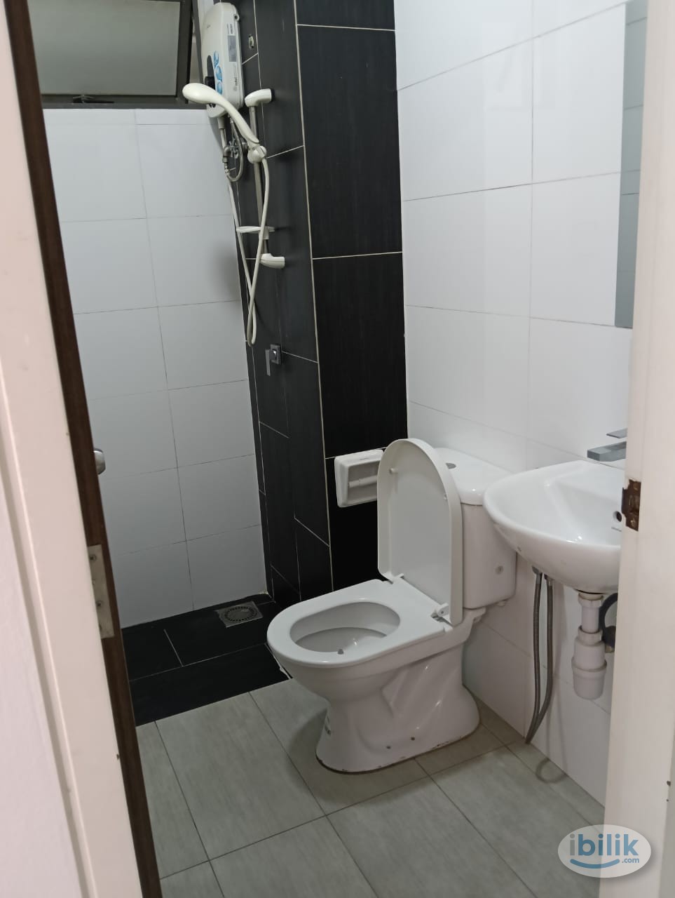Bilik Sewa Lelaki Melayu, Medium Single Non Sharing, di Season Garden Kondominium, Seksyen 10 Wangsa Maju KL. - Image 3