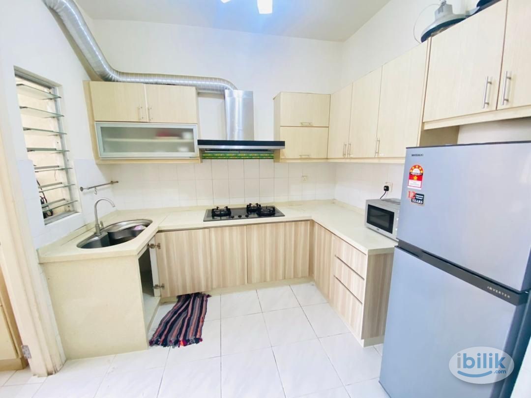 Seri Maya Middle Room Muslim Lady unit for rent, walking distance to LRT Setiawangsa - Image 2