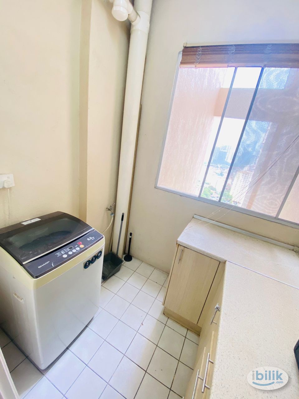 Seri Maya Middle Room Muslim Lady unit for rent, walking distance to LRT Setiawangsa - Image 5