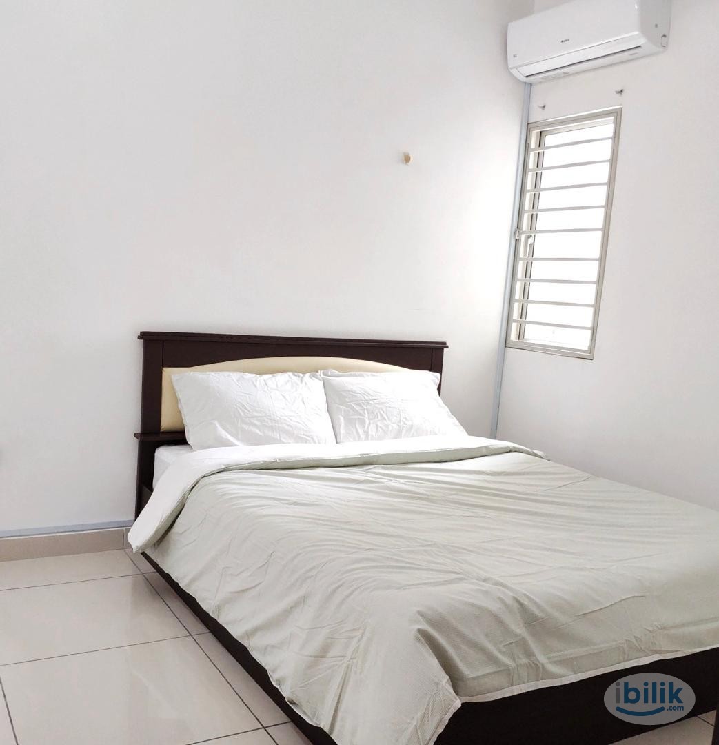 Free Parking Outside Condo, Middle Room, AC Fan - Image 1