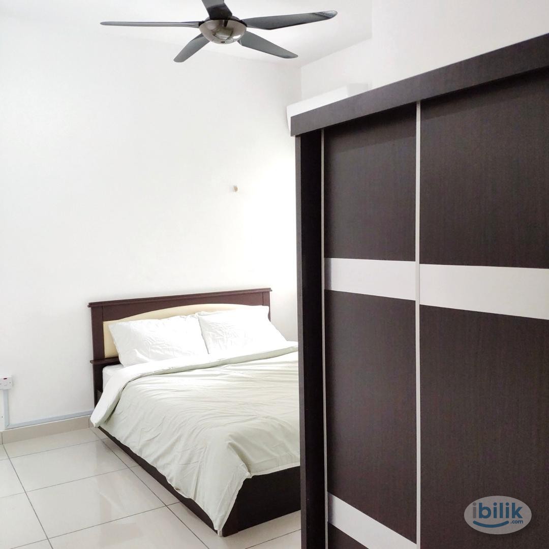 Free Parking Outside Condo, Middle Room, AC Fan - Image 2