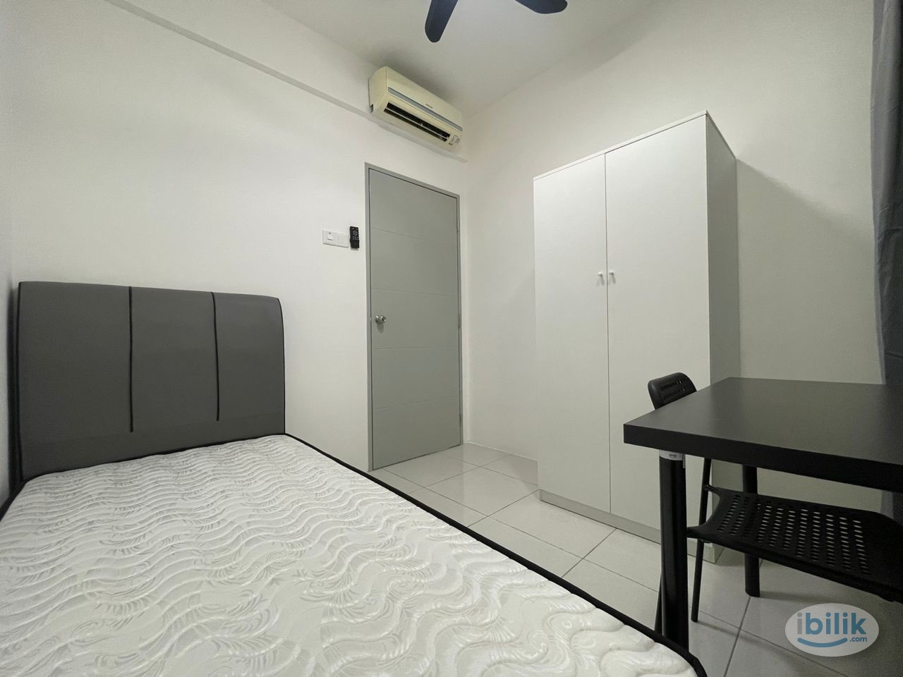 Single Room at Sungai Ara, Penang - Image 1