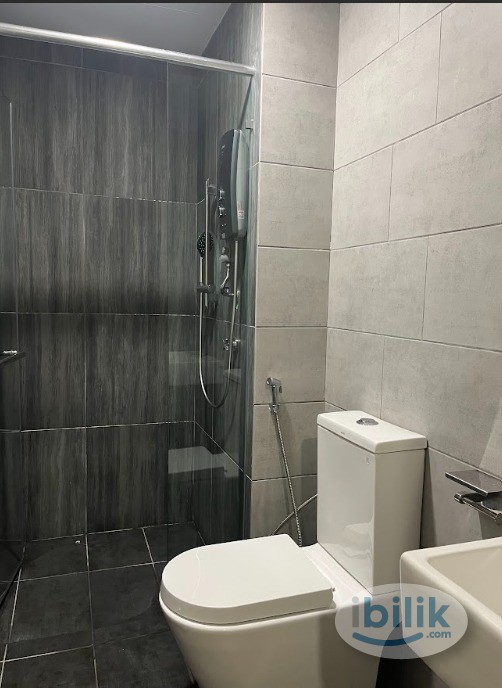 Single Room at Amerin Residence, Balakong - Image 3