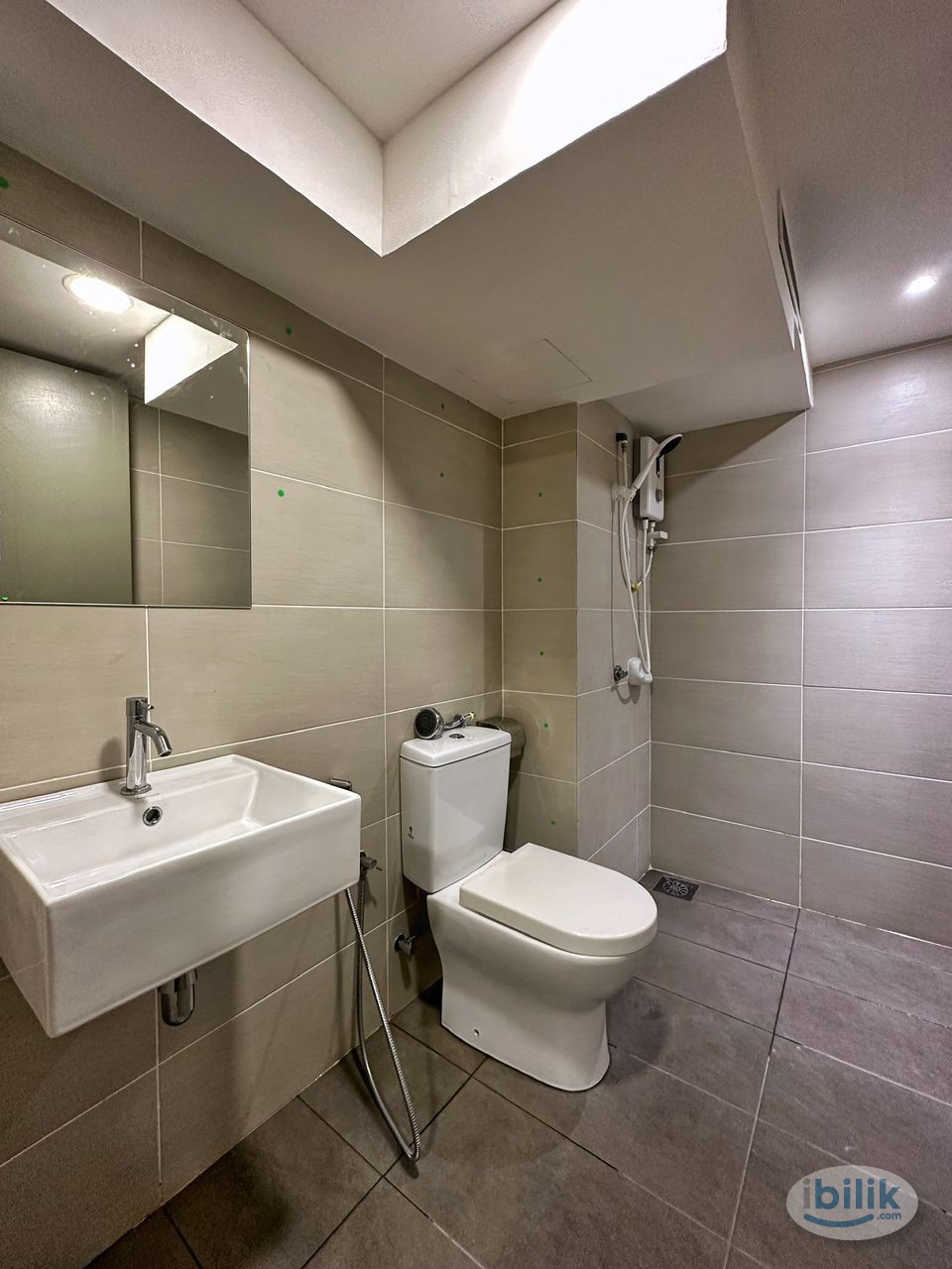 Master Room at Pinnacle, Petaling Jaya - Image 4