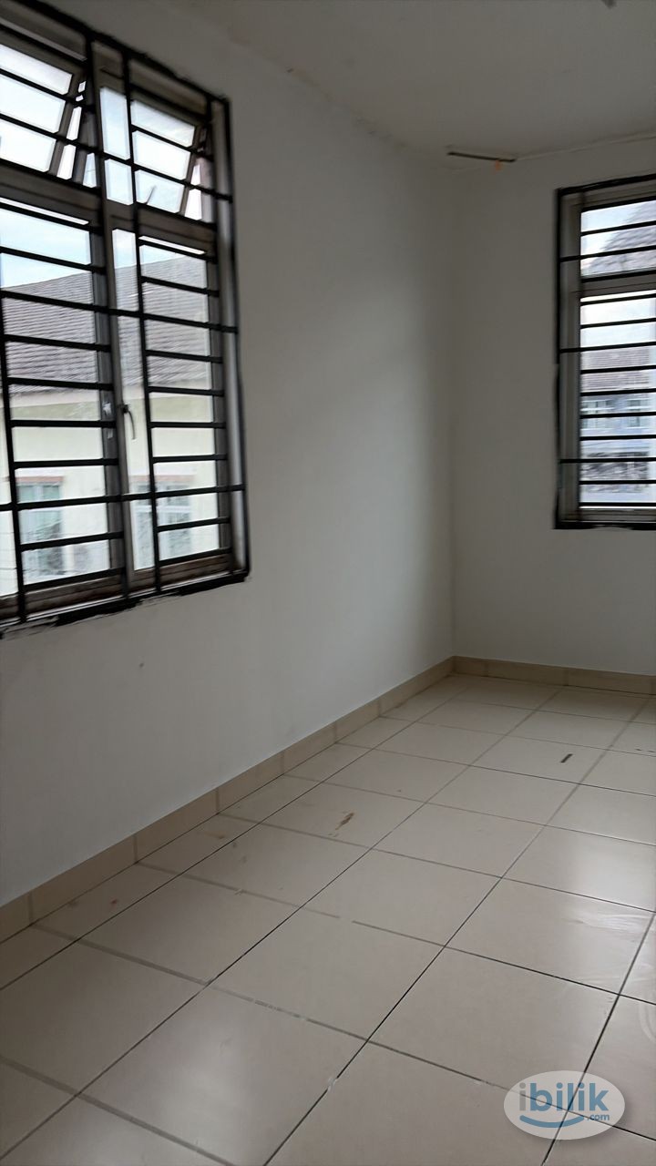 Room for rent in Taman Scientex Senai - Image 2