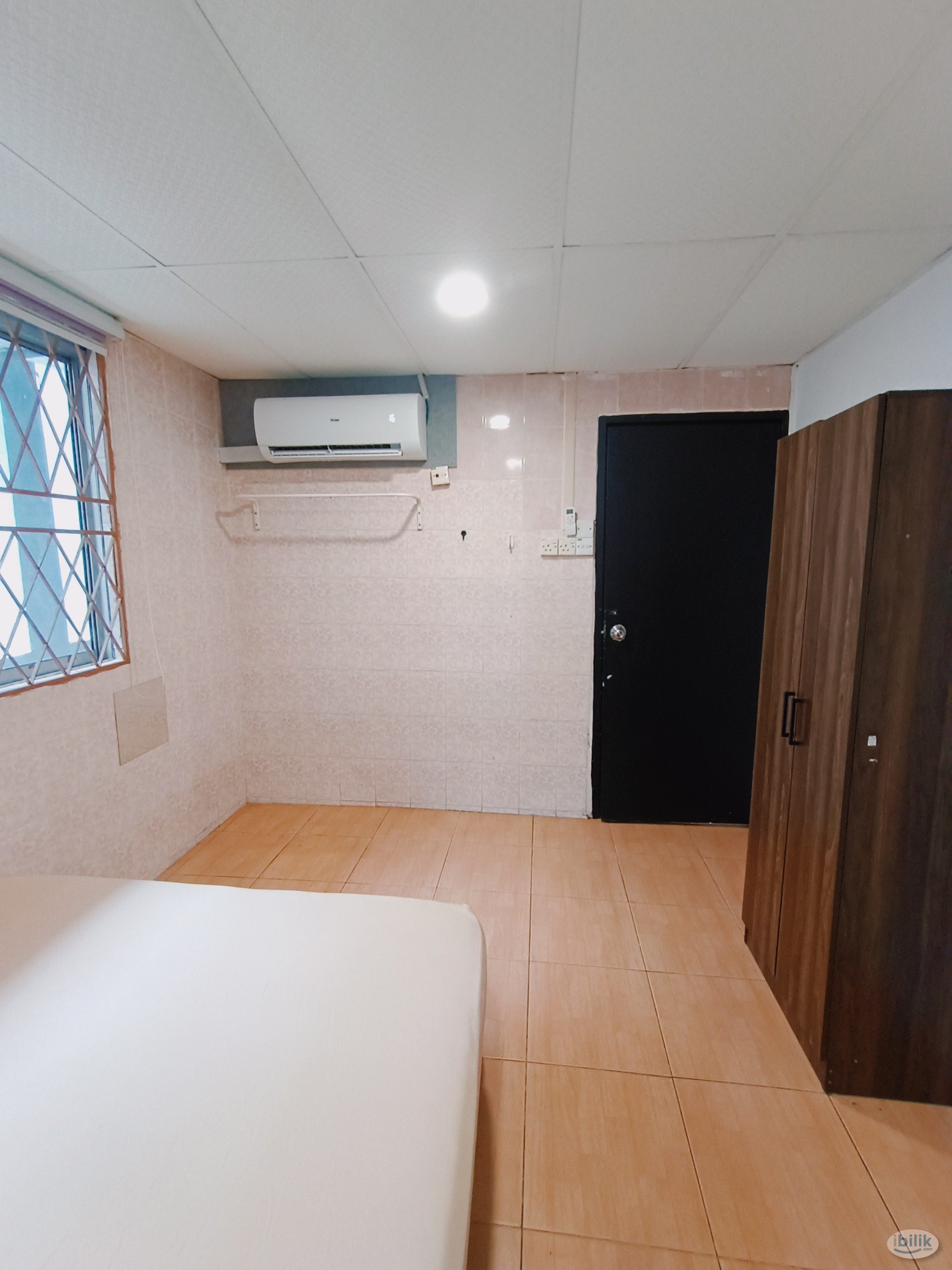 🎉 Zero Deposit + Hotel Vibes Room 🚿 Private Bath 📶 Wifi Laju 🚿 Last Unit - Image 1