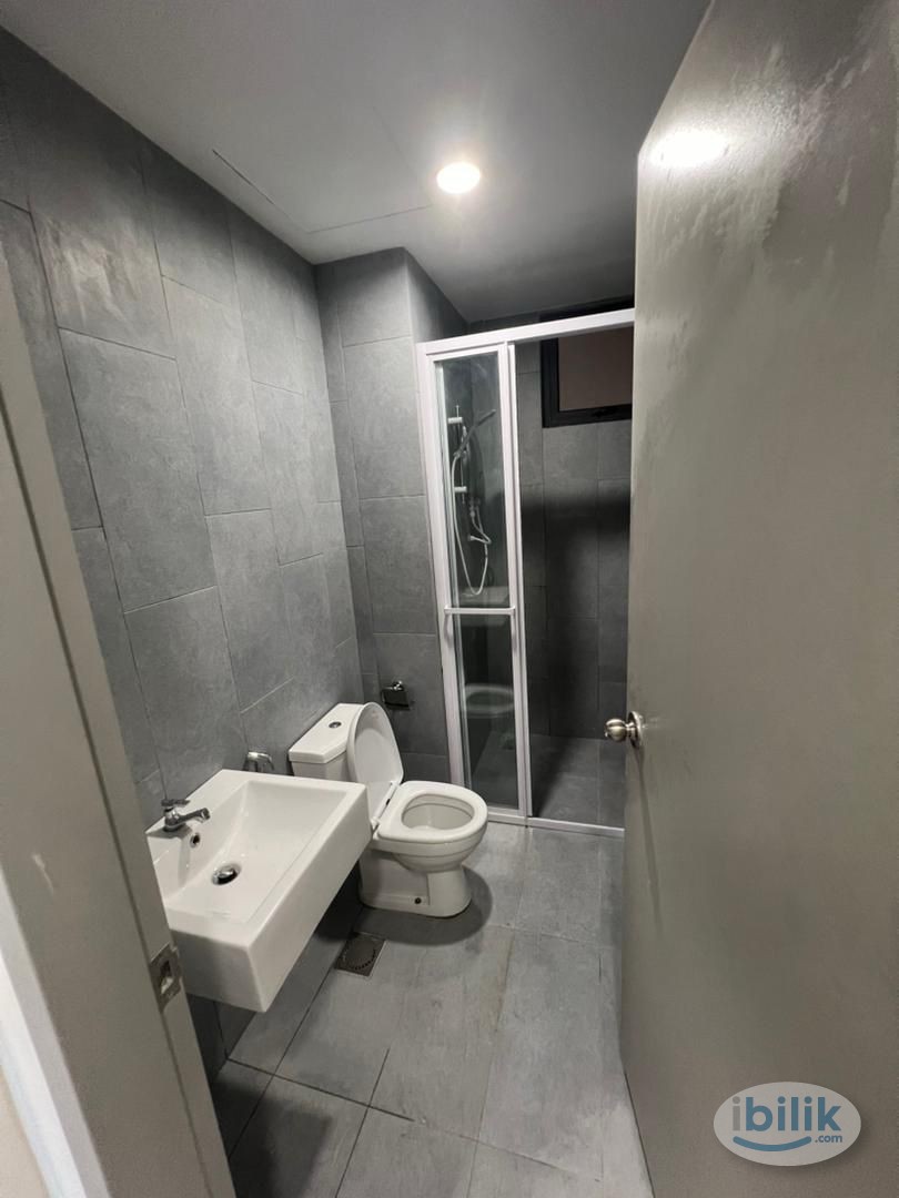 M Vertica Middle Room Mixed Gender Unit, 4 min walk to LRT/MRT Maluri - Image 3