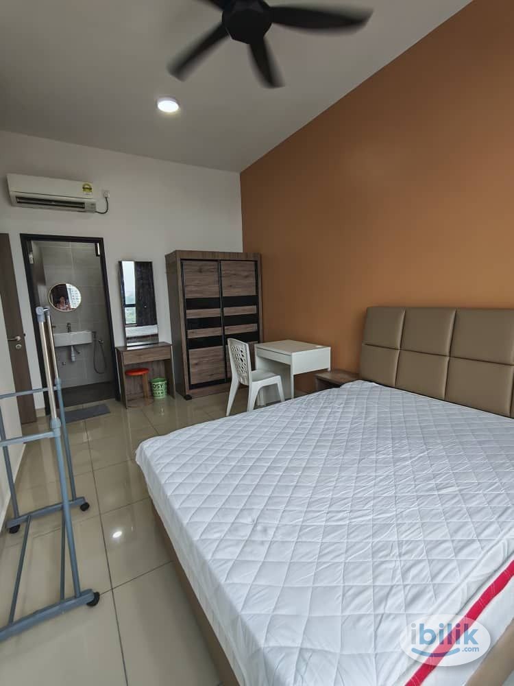 Walk to CIQ , Low deposit - Image 2