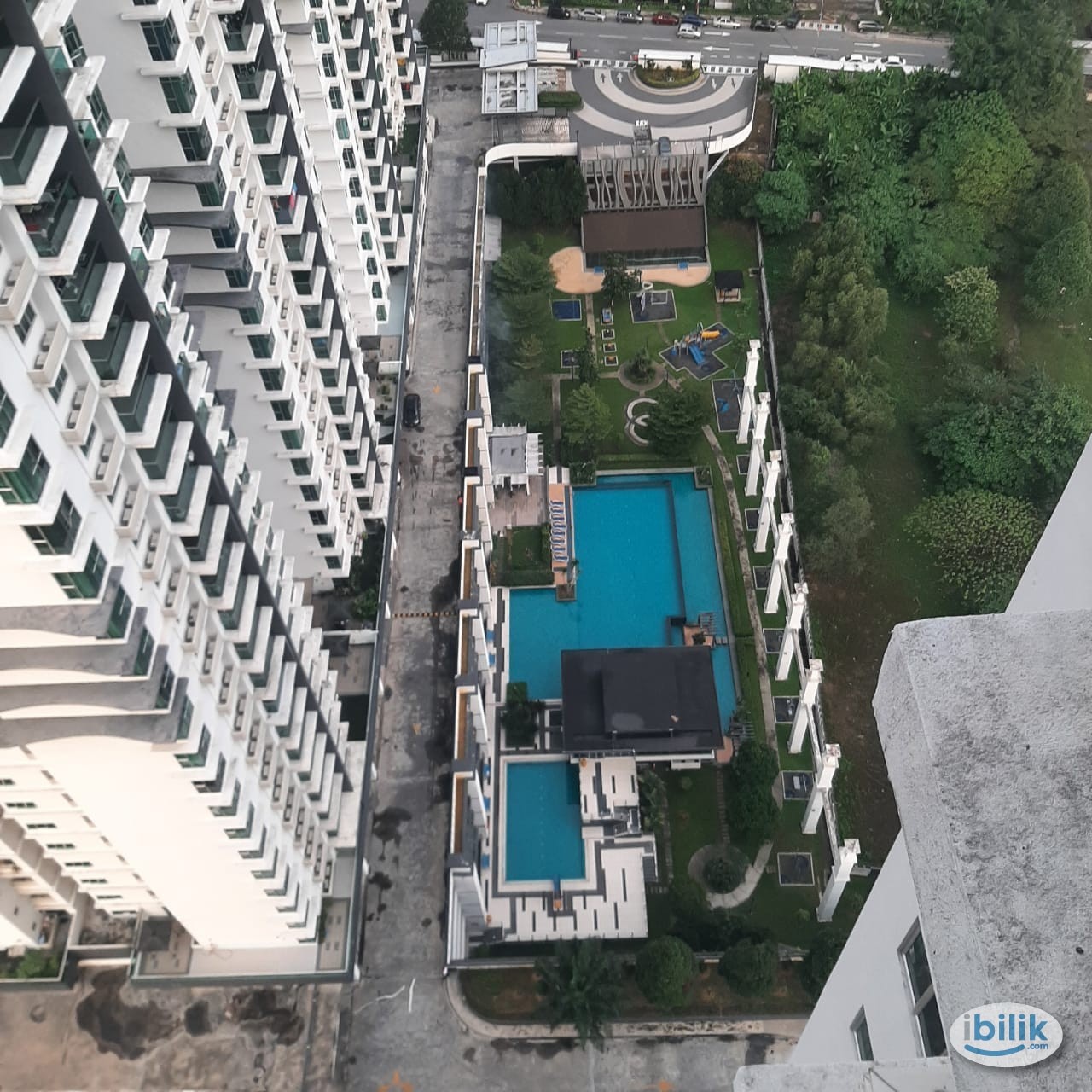 Middle Room at Kiara Residence 2, Bukit Jalil - Image 2