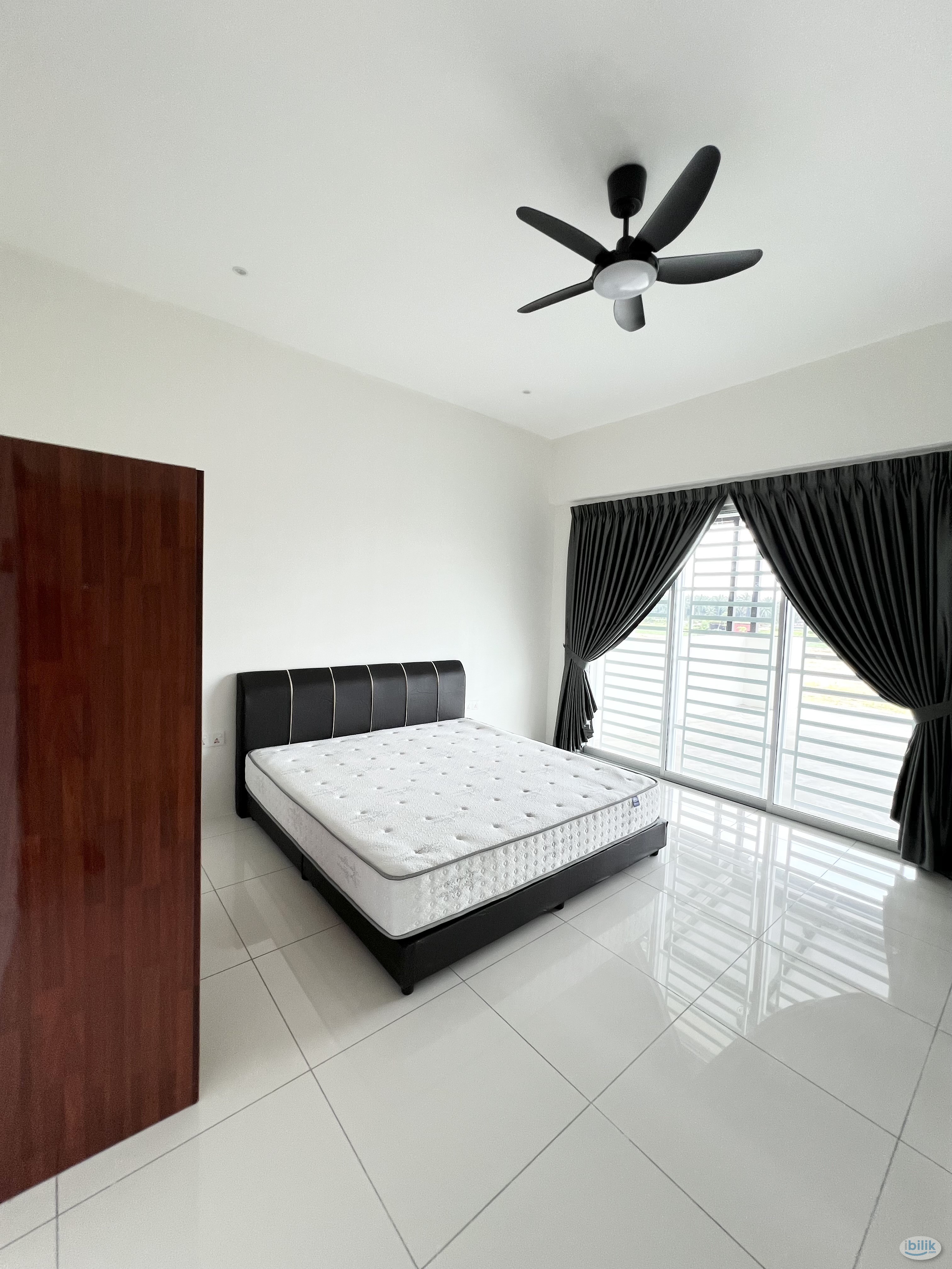Middle Room at Bandar Tasek Mutiara, Penang(Mix Gender) - Image 2