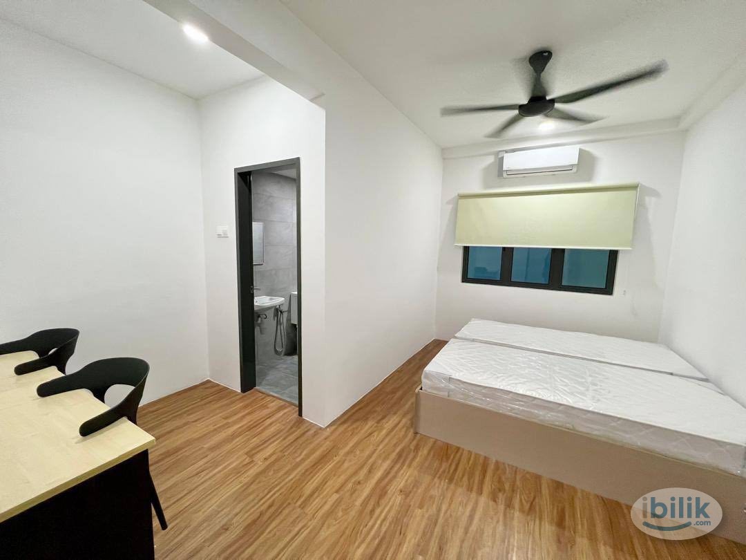Master Room at UCSI Residence 2, Cheras - Image 1
