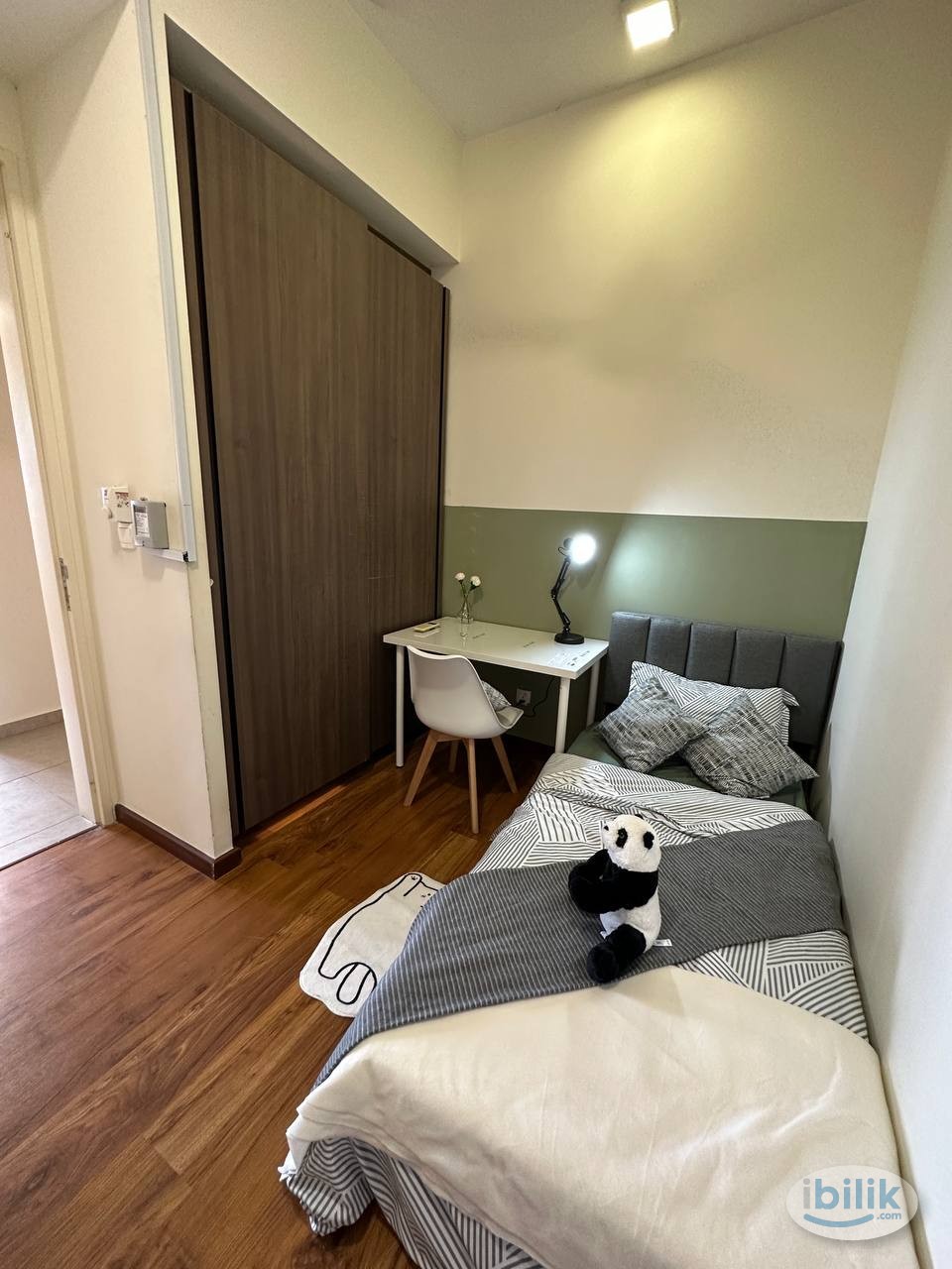 🏡Single Room for Rent @ The Petalz, Old Klang Road - Image 1