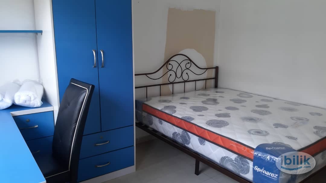 Middle Room at PJS 9, Bandar Sunway - Image 1