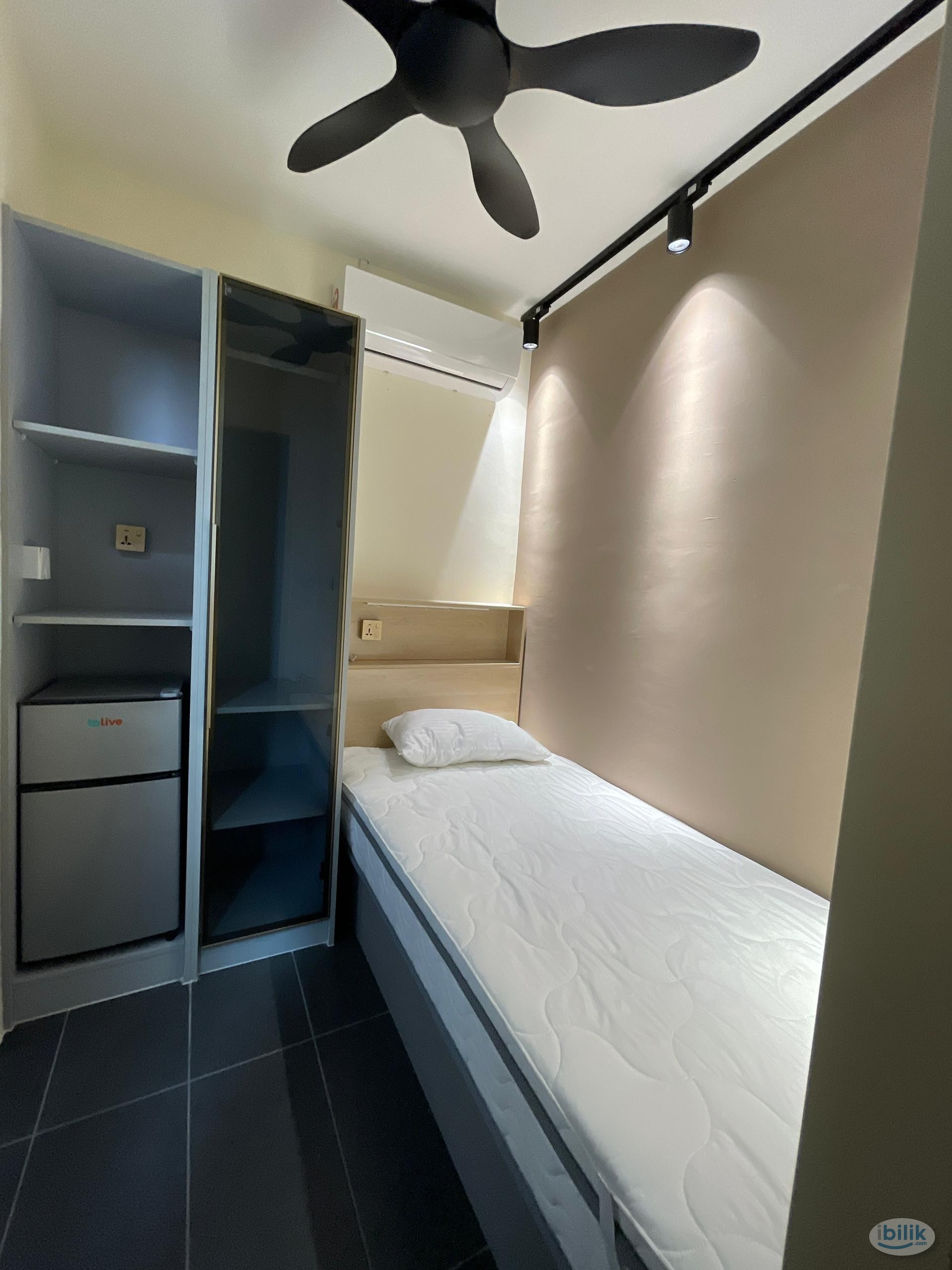Cozy Fully Furnished Small Room for Rent – Meta Residences, Seri Kembangan - Image 1
