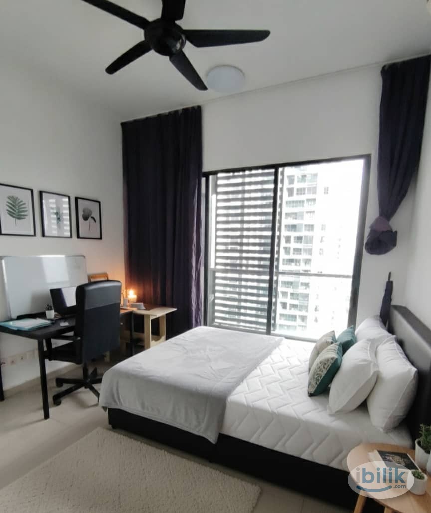 BALCONY  Room at The Petalz, Old Klang Road - Image 1
