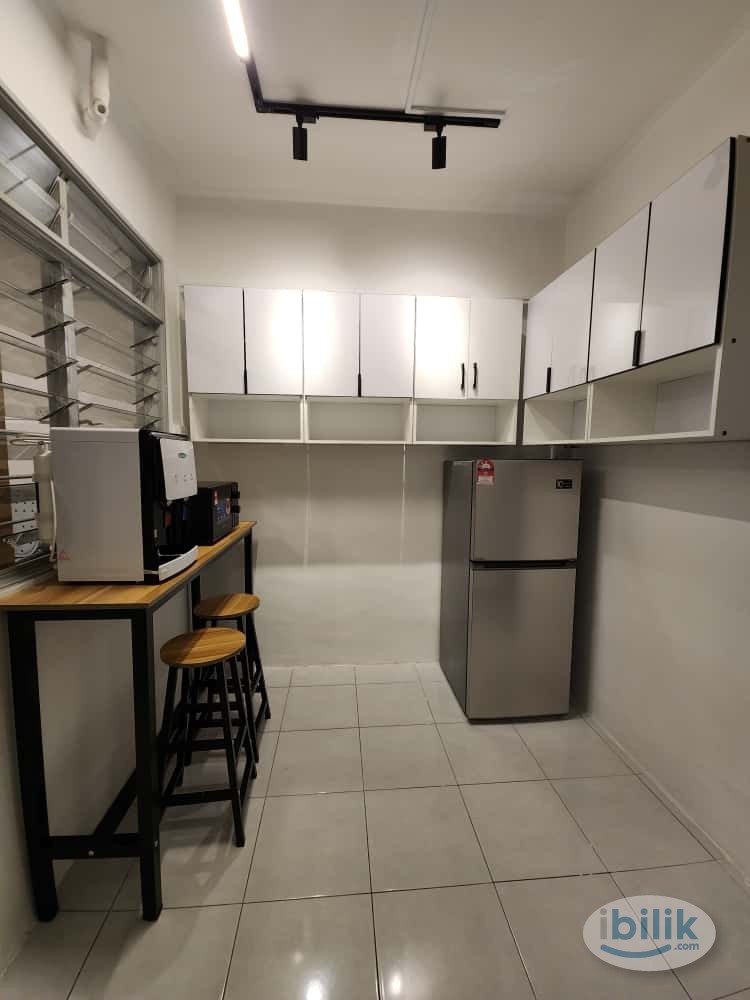 Just bring luggage! Modern Cozy Female Room @ Main Place Residence, Subang Jaya - Walk to LRT and Mall !!! - Image 5