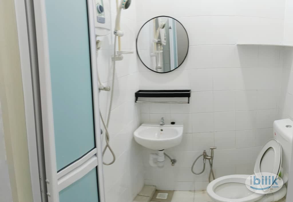 Room available at Zan Ara Apartment - Image 3