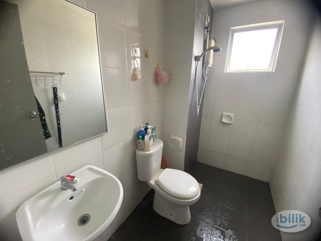 FEMALE Single Room at Casa Residenza, Kota Damansara , thomson , segi - Image 3