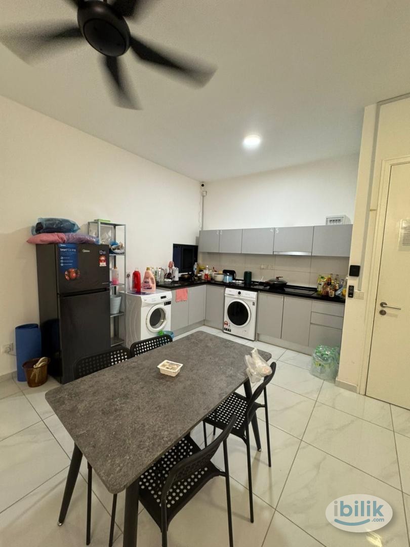 Fully Furnished Single room at Equine Residences Seri Kembangan - Image 2