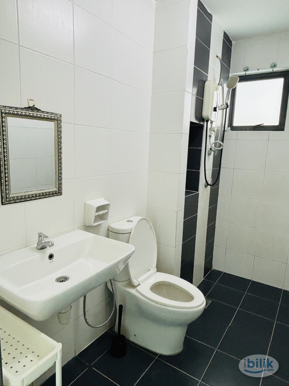 🔥Metia Residence, Seksyen 13 Single Room🔥Fully Furnish NEW Aircond Wardrobe Table Chair Mattress - Image 3