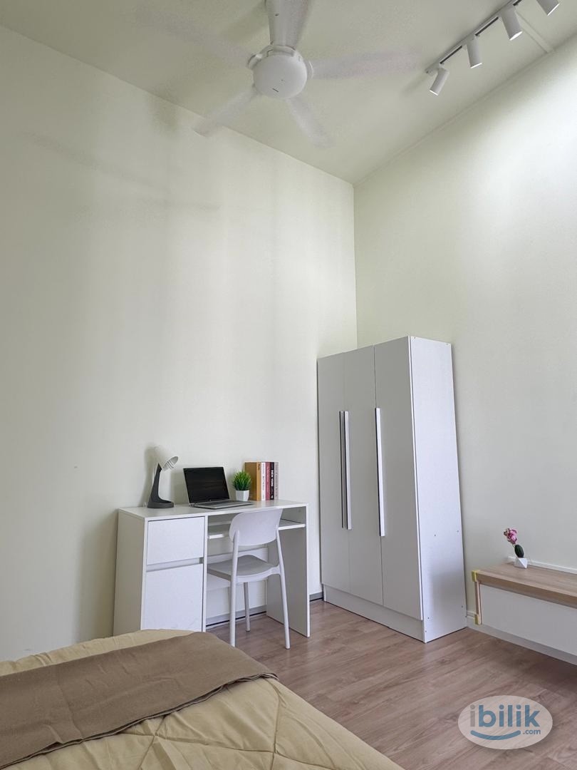 🤩PROMOTION!!!! 🤩 HIGH SPEED INTERNET DOuble Single Room with Balcony 📍 Dian Residency, Seksyen 13 NEW Aircond Wardrobe T - Image 3