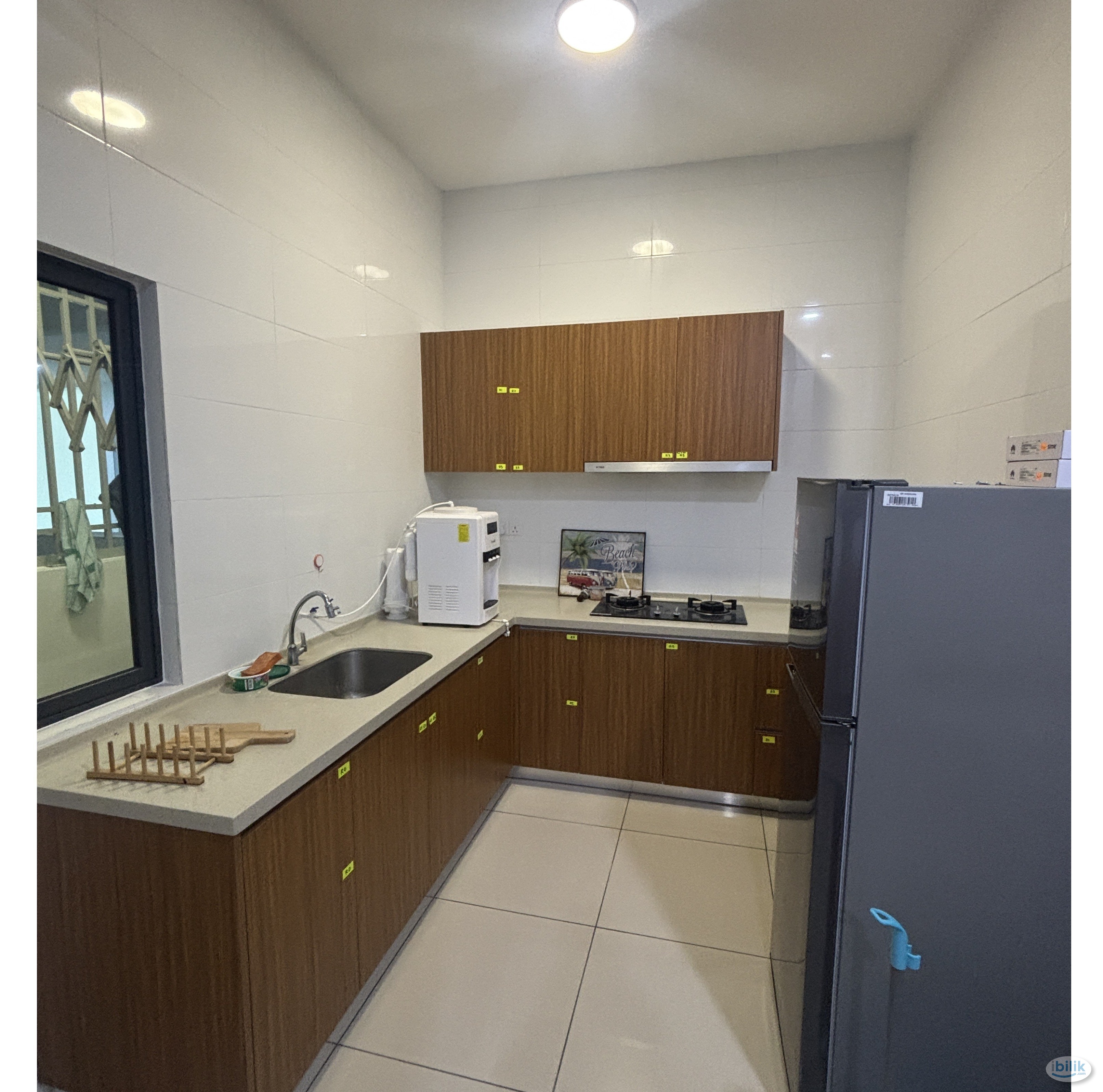 🔥VERANDO RESIDENCY, PJ, NEW CONDO Medium Room🔥Fully Furnish NEW 10” Mattress Aircond Wardrobe Table Chair - Image 4