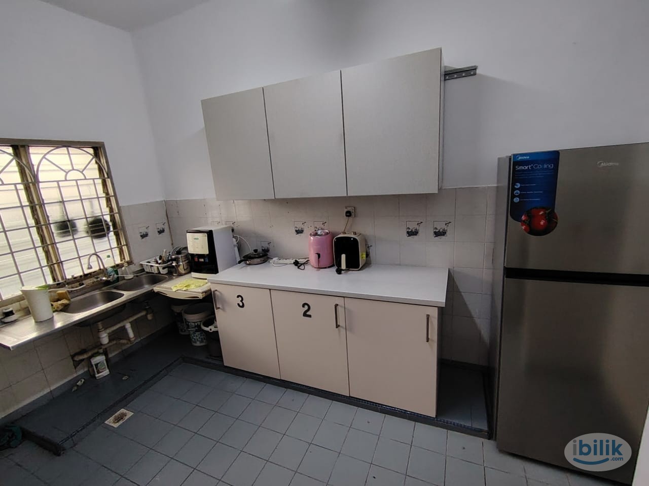 Fully Furnished Single Room at Puchong, IOI LRT/ Bandar Puchong Jaya/ Bandar Puteri - Image 2
