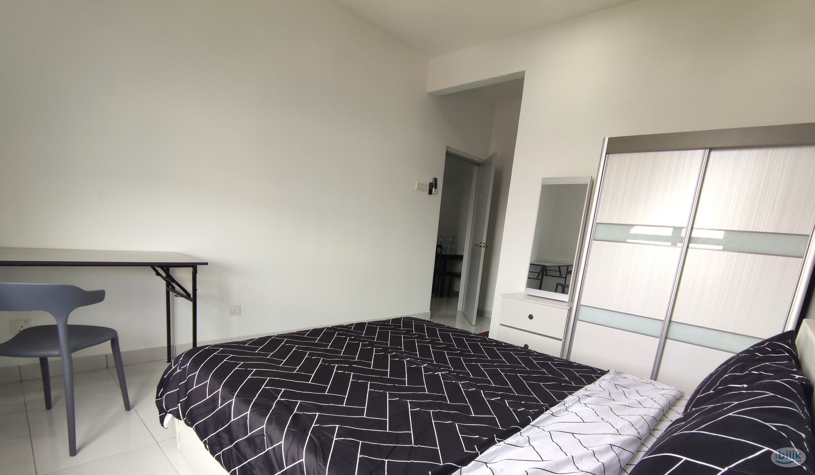 Master Room at M3 Residency, Taman Melati - Image 2