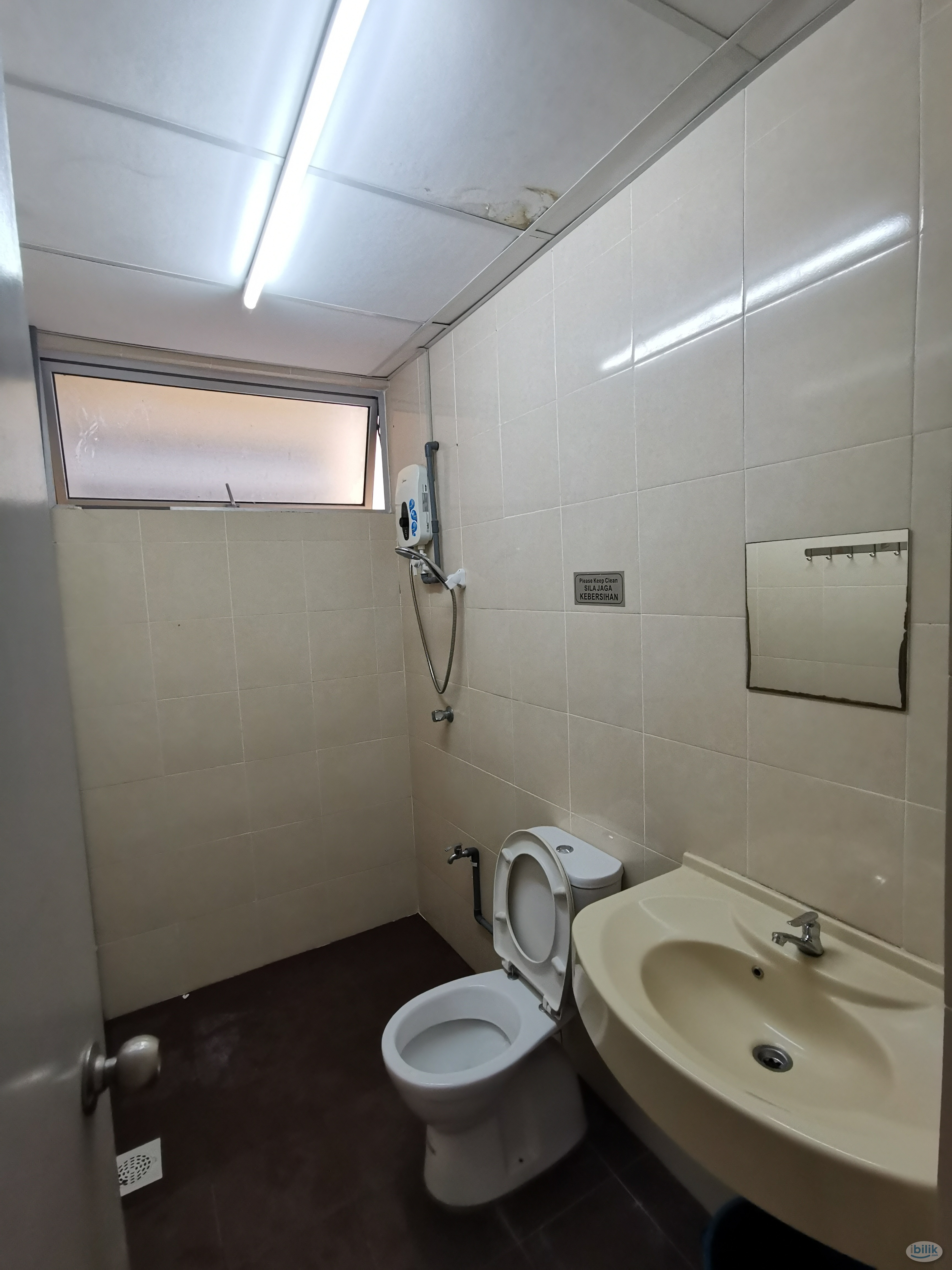 [Non Sharing Female Unit] Setapak PV20 Comfortable Big Medium Room - Image 3