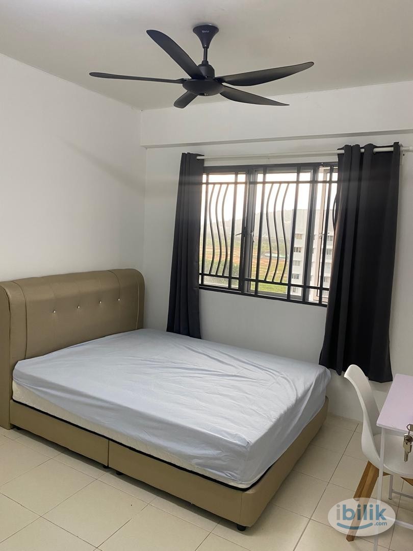 Master Room at Batu Kawan, Seberang Perai - Image 1