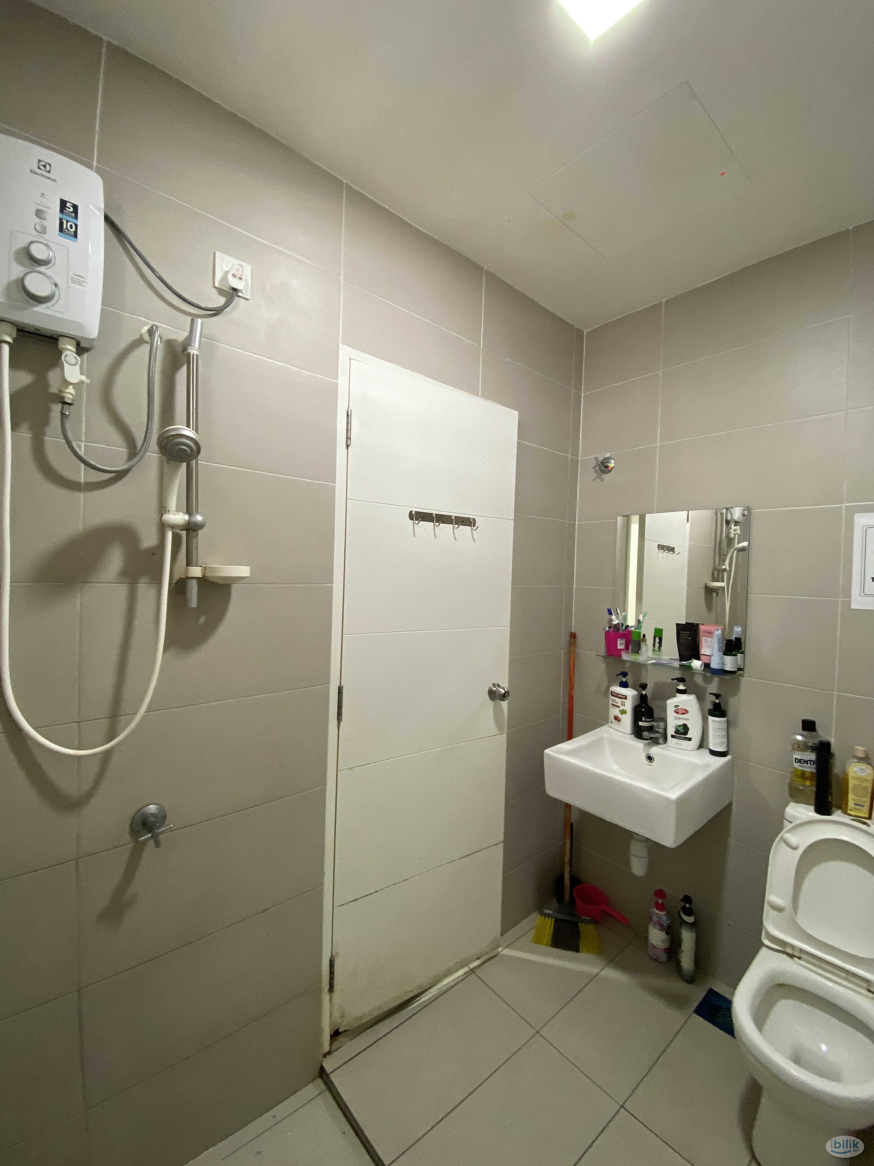 -20% discount!!! Fully Furnished Single Room at Bandar Sri Sendayan, Sendayan - Image 4